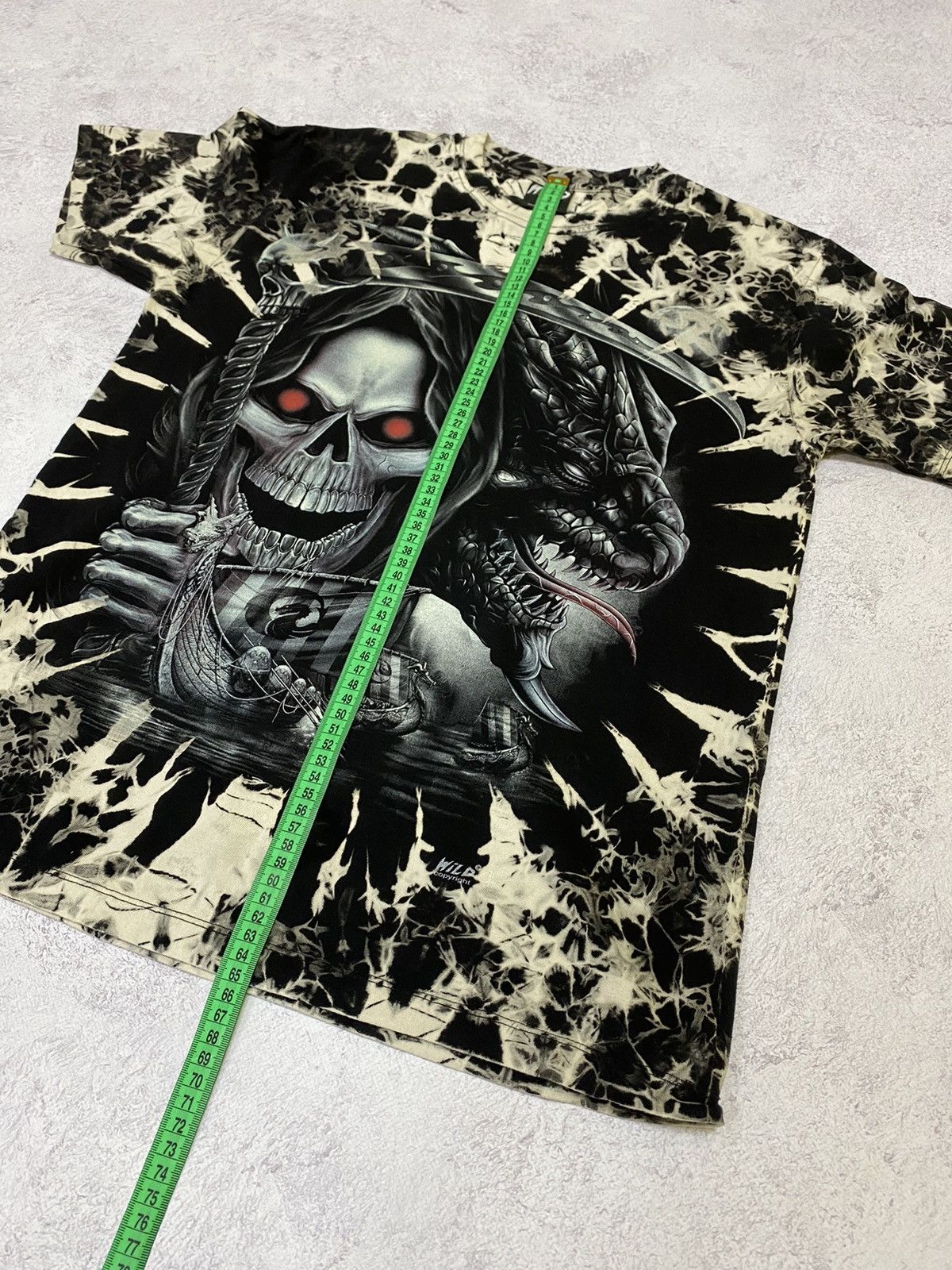 Other Wild Vintage Full Print Death & Dragon T Shirt 90s Size US M / EU 48-50 / 2 - 10 Thumbnail