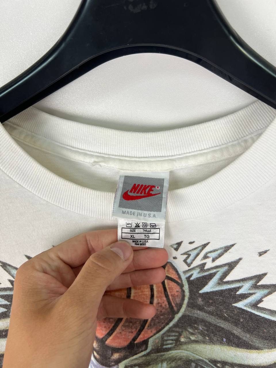 Vintage Nike Alonzo 90s Basketball vintage t-shirts size XL Size US XL / EU 56 / 4 - 3 Thumbnail