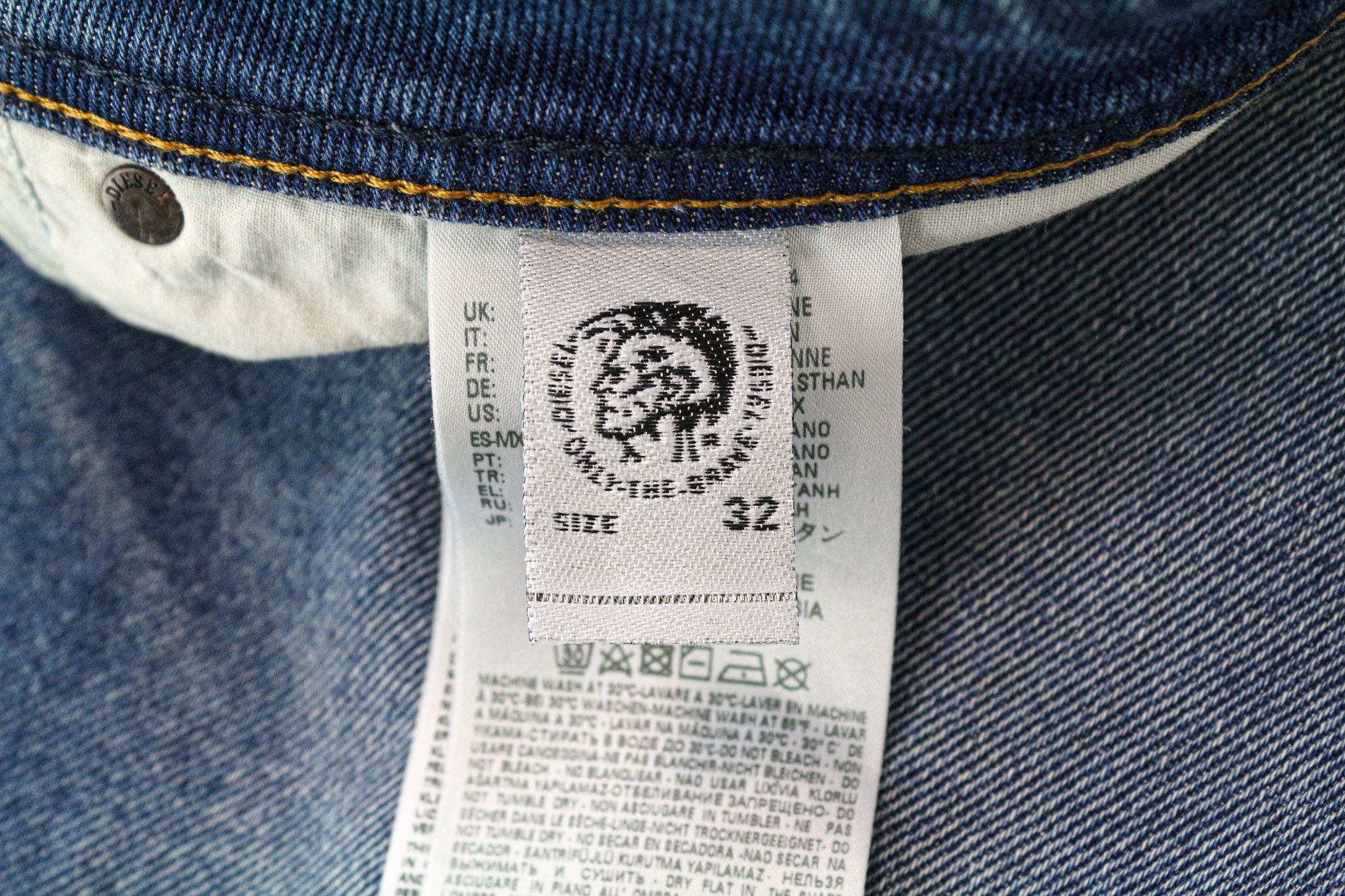 Diesel LARKEE-BEEX 089AW W32/L32 Blue Stretch Jeans 74667 Size US 32 / EU 48 - 7 Thumbnail