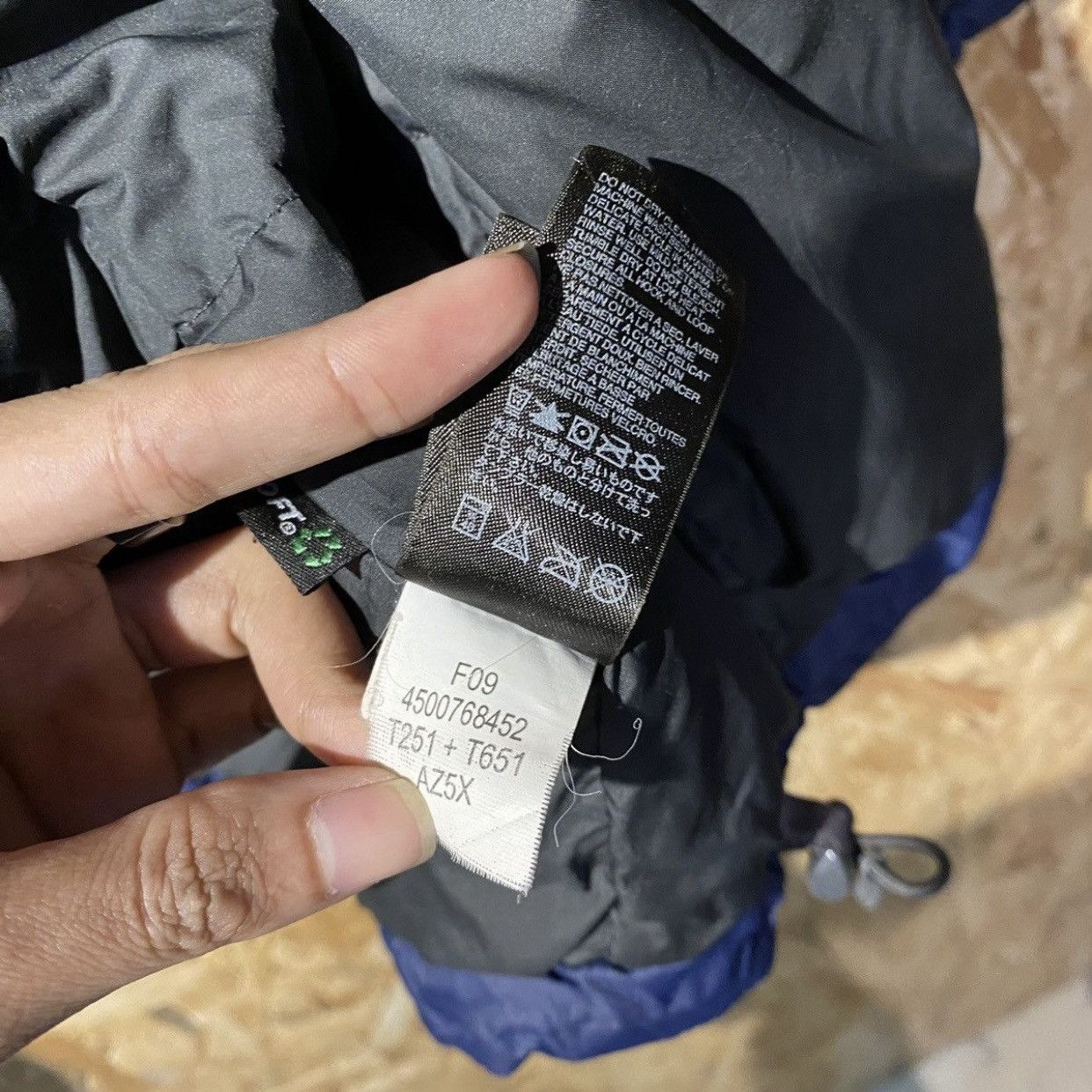 The North Face THE NORTH FACE PRIMALOFT LIGHT JACKETS Size US XL / EU 56 / 4 - 16 Thumbnail