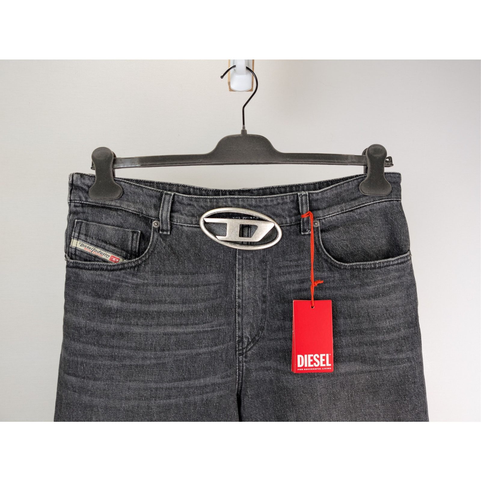 Diesel o1rshd1 D-Viker regular straight-leg jeans black / dark grey Size US 32 / EU 48 - 3 Thumbnail