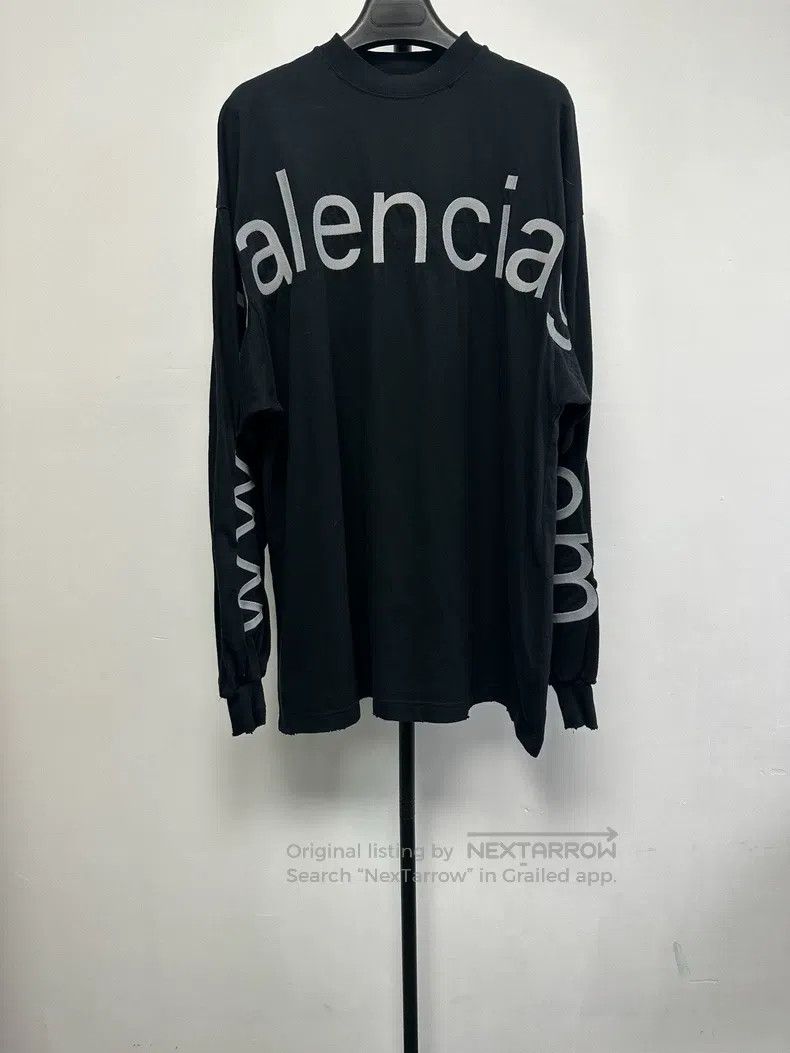 Balenciaga Balenciaga Letter Printed Loose Long Sleeve T-Shirt Size US S / EU 44-46 / 1 - 1 Thumbnail