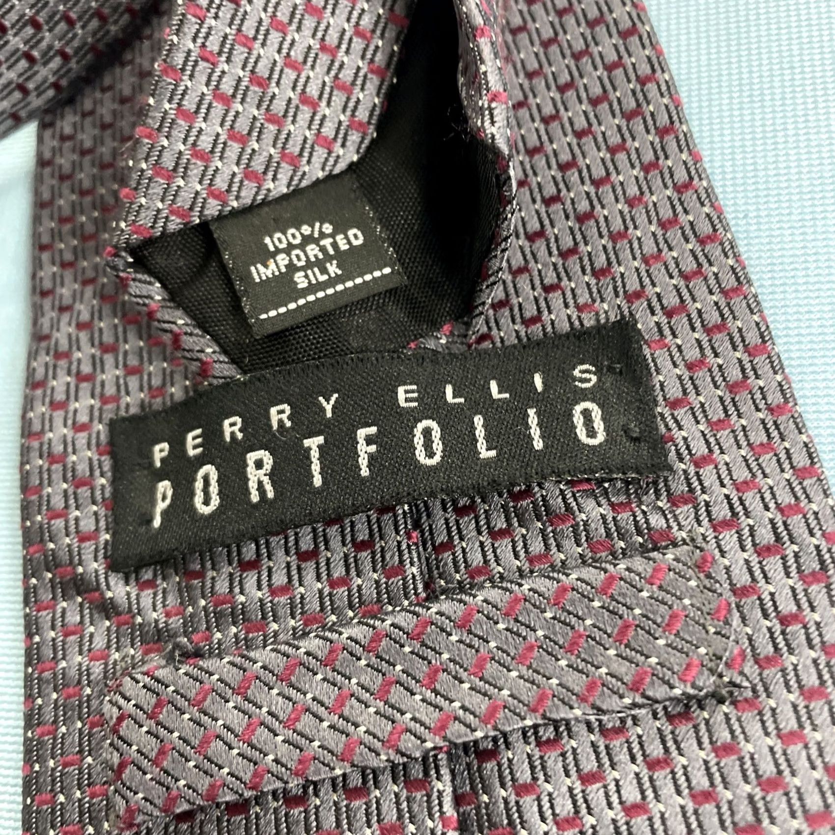 Sperry VINTAGE Necktie Perry Ellis Woven Silk Tie Art Deco Chain Gray Red Exec 4x61 Mens Tie Silk Woven Vintage 90s USA Size ONE SIZE - 6 Thumbnail