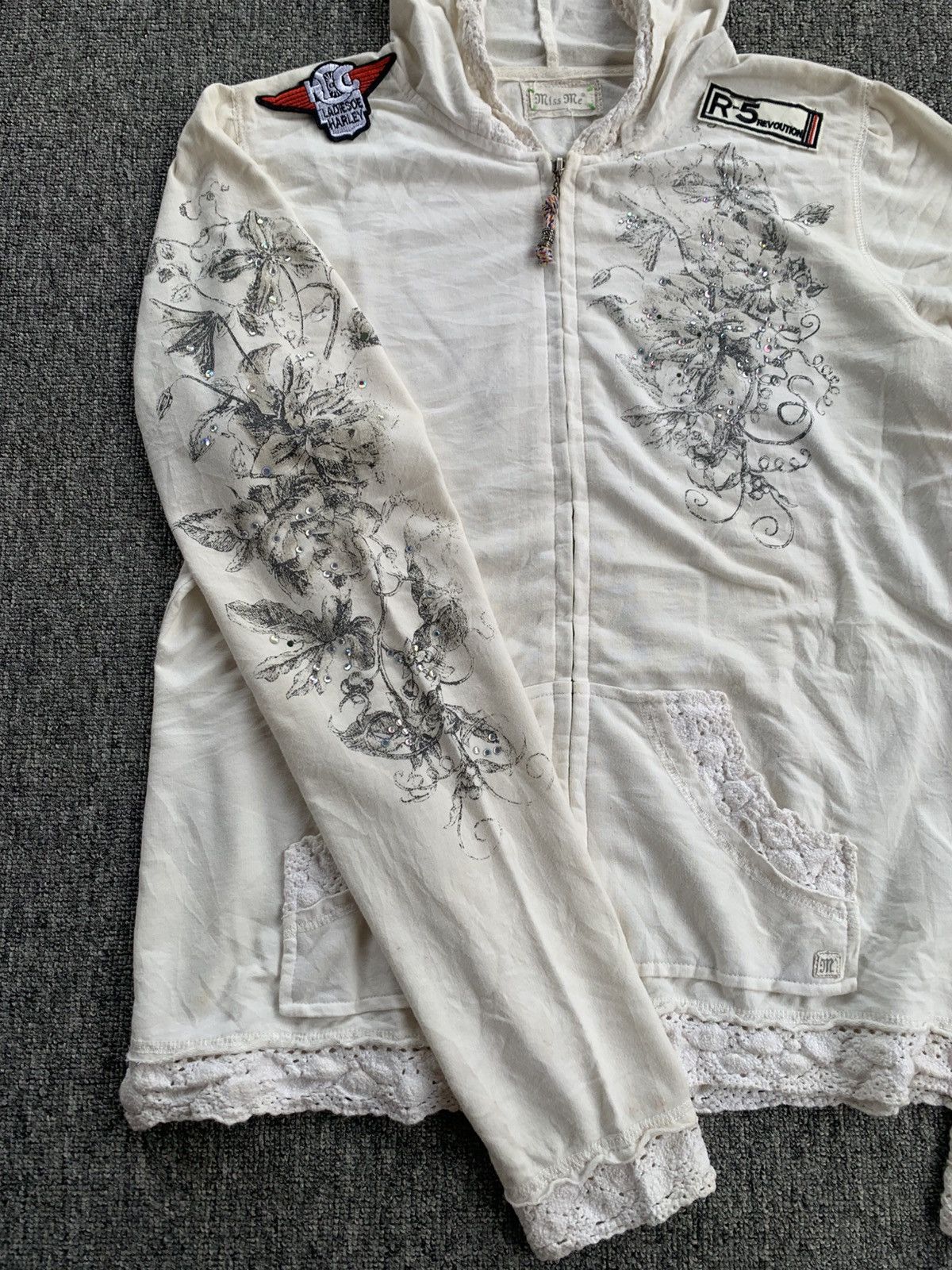 Miss Me Miss Me Japanese Style Tribal Art Gothic Patch Jacket Hoodie Size L / US 10 / IT 46 - 4 Thumbnail
