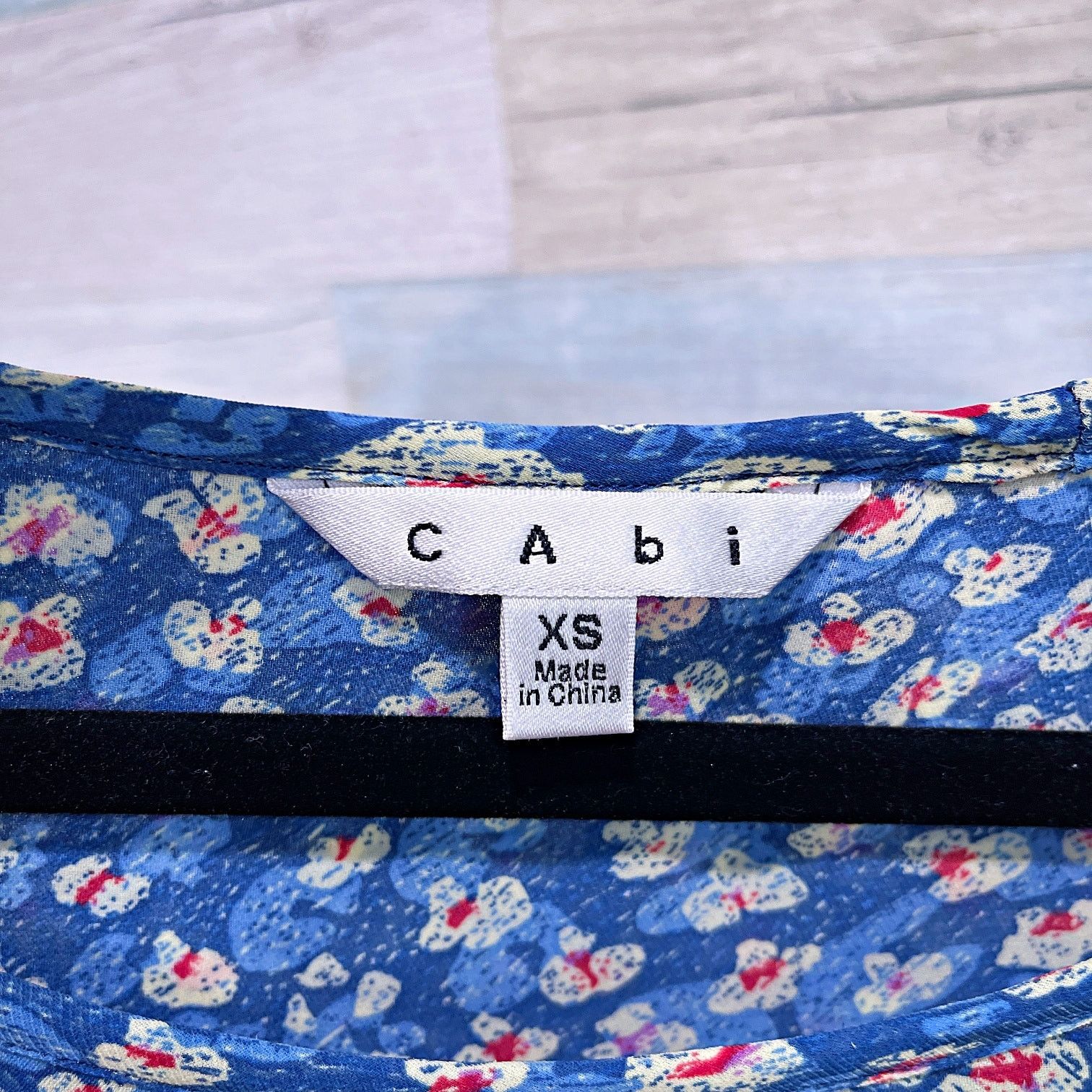 Other CABI Floral Crossover Button Back Top Blue Yellow Womens XS Size XS / US 0-2 / IT 36-38 - 5 Thumbnail