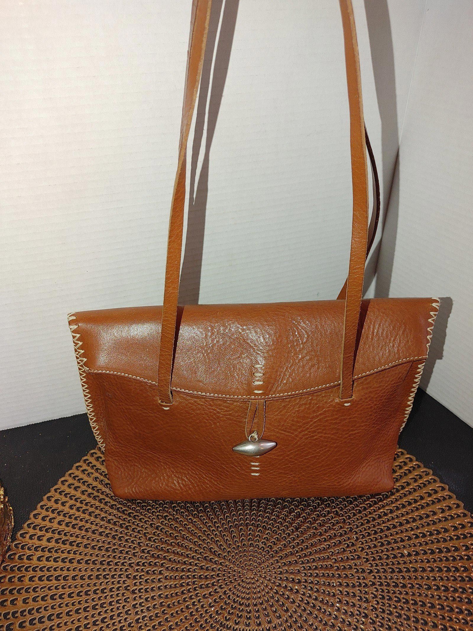 Designer ellington Leather Fold Over Shoulder Bag Size ONE SIZE - 5 Thumbnail