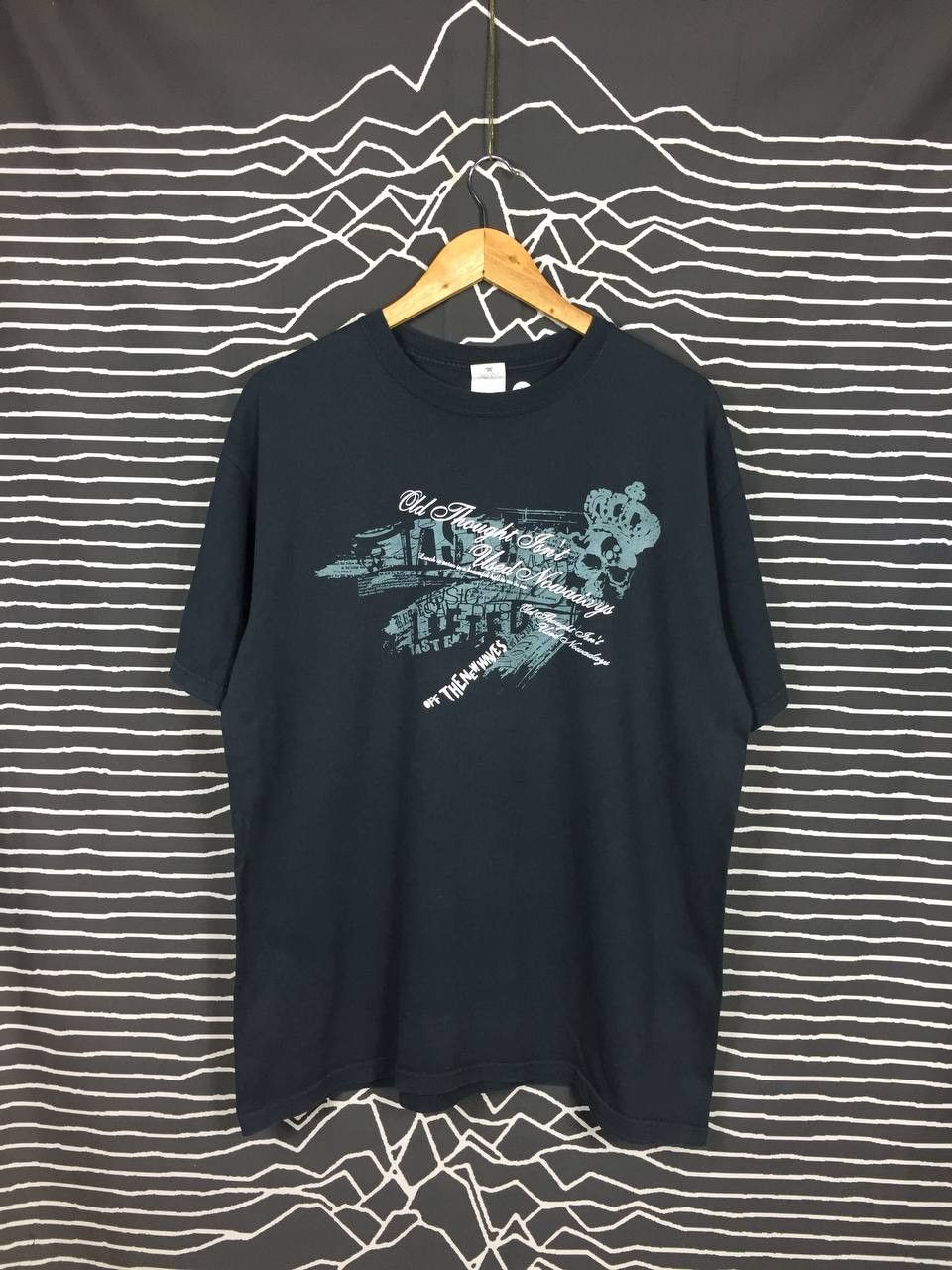 Vintage Vtg Y2K Lifted Taste Crown Skull Graphic Tee Size US L / EU 52-54 / 3 - 1 Thumbnail