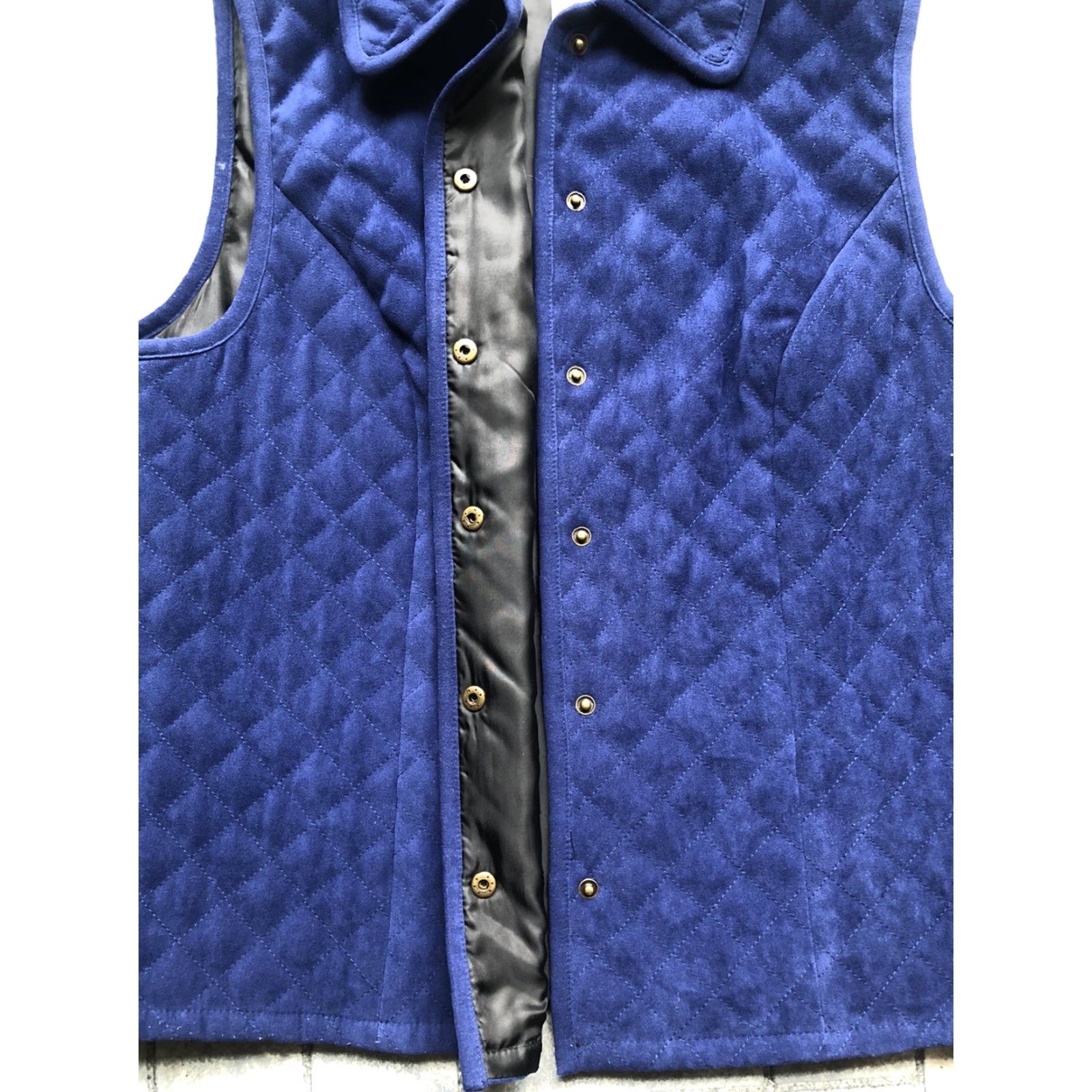 Talbots Talbots Vest Women’s Blue Button Up Quilted S Stretch Outdoor Travel Polyester Button Up Vest S (adjust to maintain words) Size S / US 4 / IT 40 - 3 Thumbnail