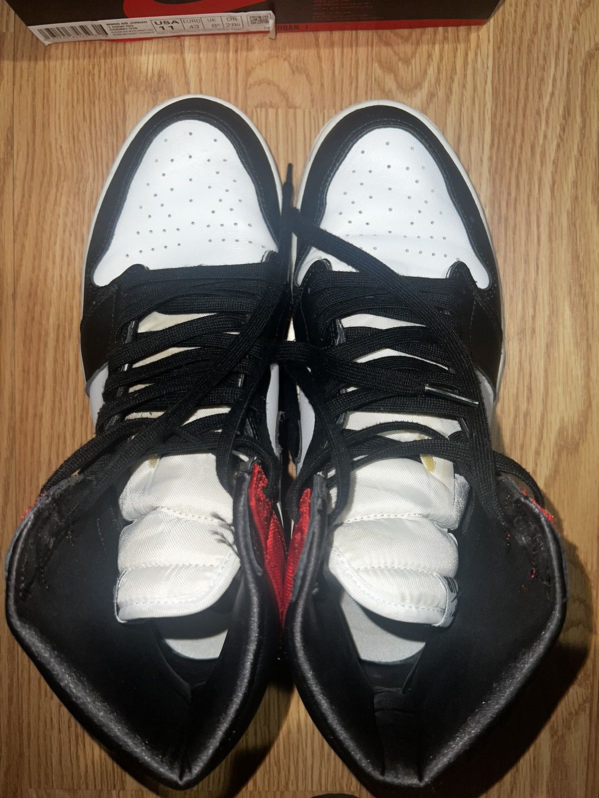 Nike NIKE BLACK TOE JORDAN 1 Mens 9 Size US 9 / EU 42 - 6 Thumbnail