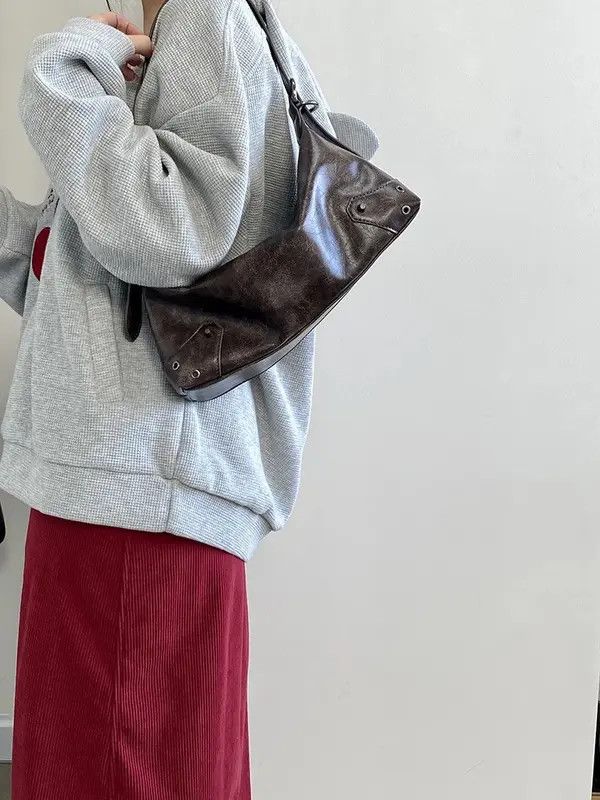 Japanese Brand Min Retro Vintage PU Leather Small Shoulder Bag y2k unisex Size ONE SIZE - 7 Thumbnail