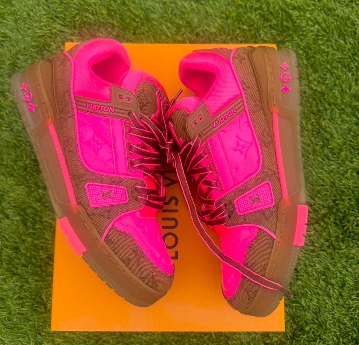 Louis Vuitton Louis Vuitton Pink Trainers Size US 10 / EU 43 - 1 Thumbnail