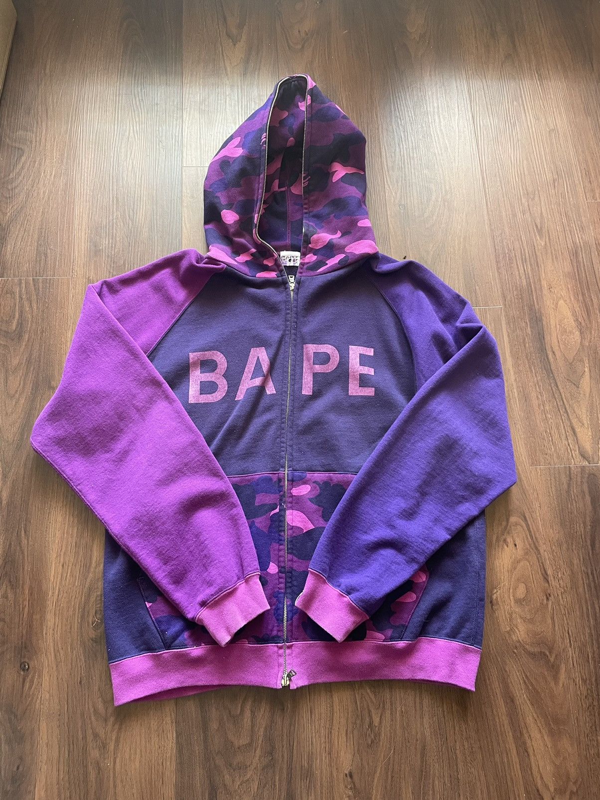 Bape × Nigo Crazy Camo Full Zip Hoodie Size US L / EU 52-54 / 3 - 1 Thumbnail