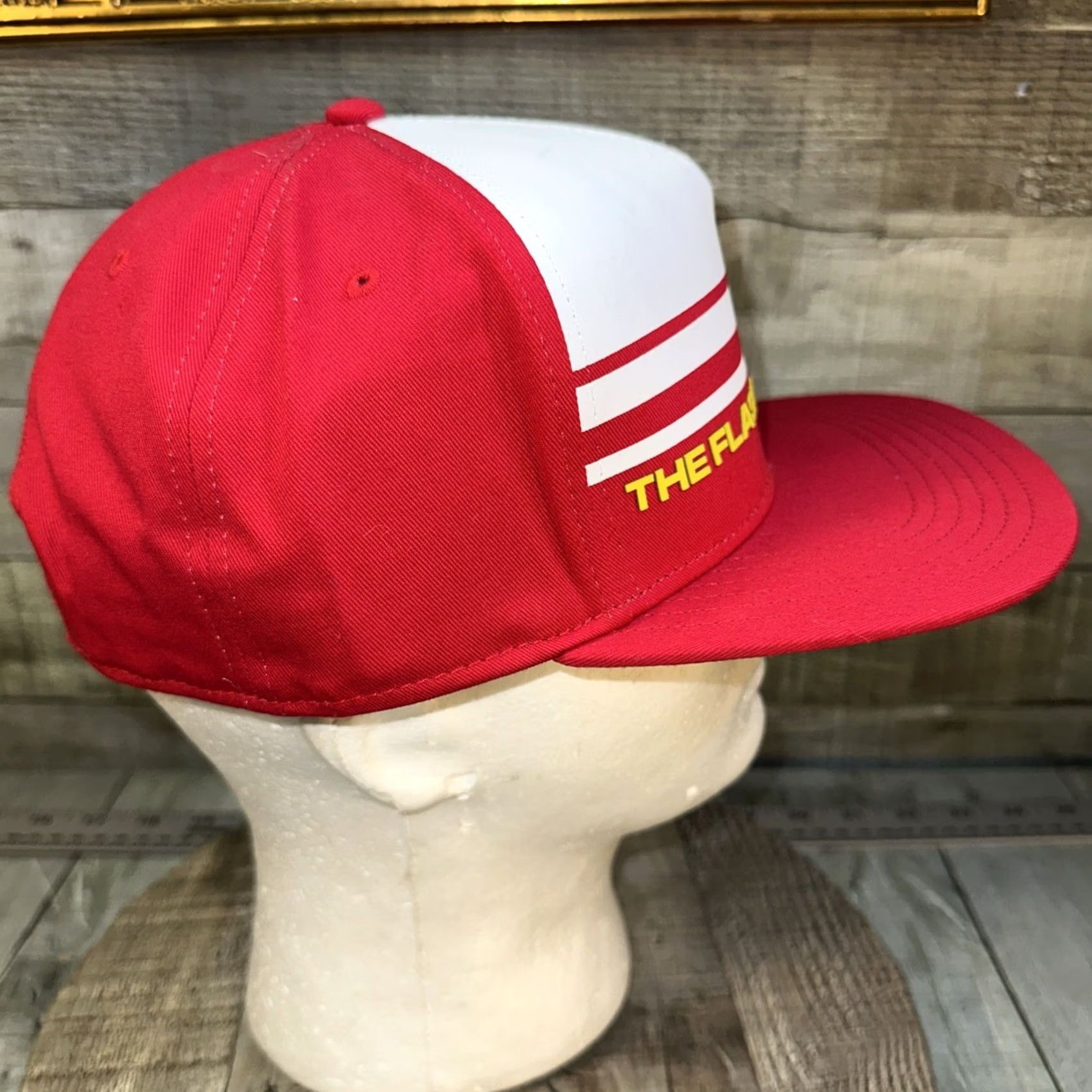 DC Comics VINTAGE DC Comics The Flash Snapback Hat Red White Six Flags Adjustable Cap Men One Size Black? Size ONE SIZE - 3 Thumbnail