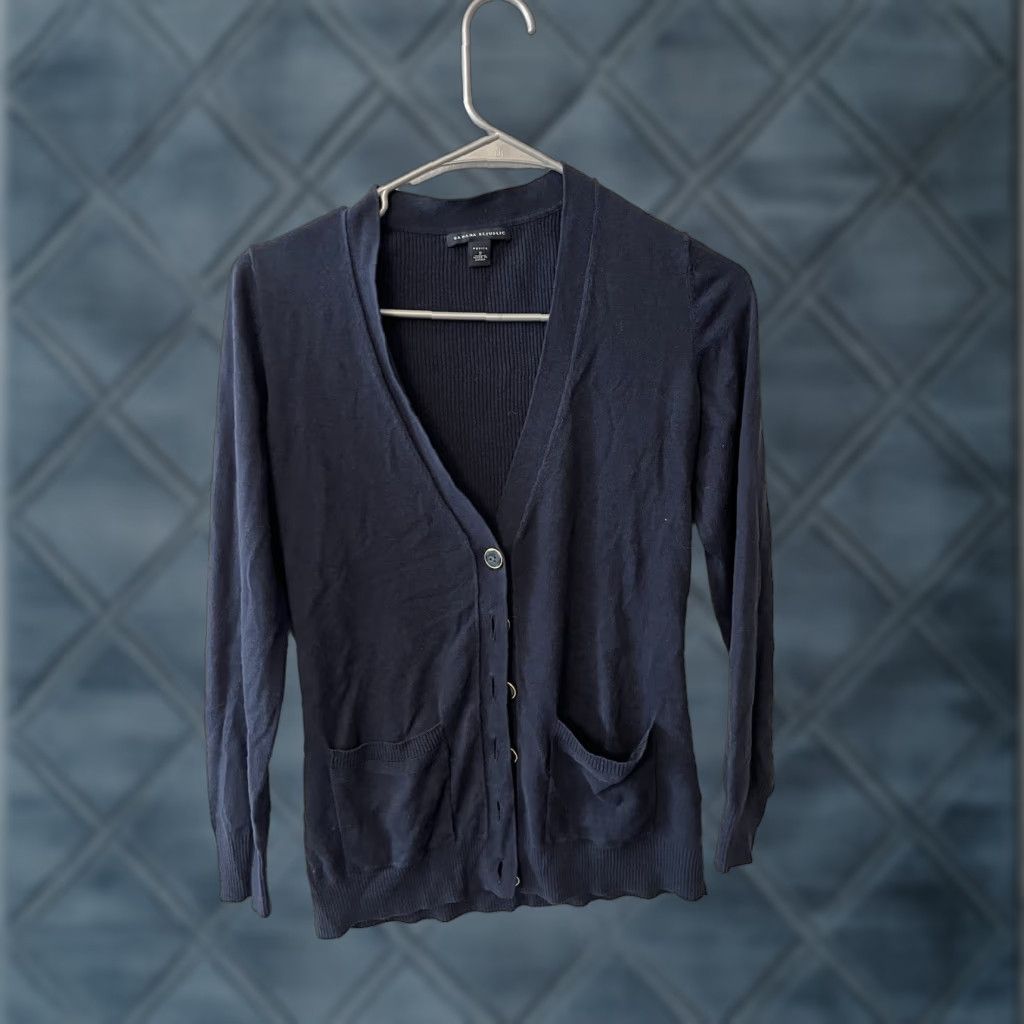 Banana Republic Banana Republic Sweater Cardigan Long Sleeve Womens Size Small Petite Blue Size S / US 4 / IT 40 - 1 Thumbnail