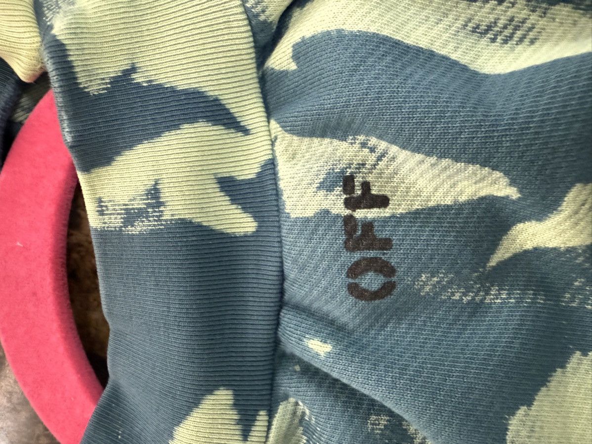 Off-White Size Med- OFF-WHITE Brand Tie-Dye Trashed Sweatshirt Size M / US 6-8 / IT 42-44 - 3 Thumbnail