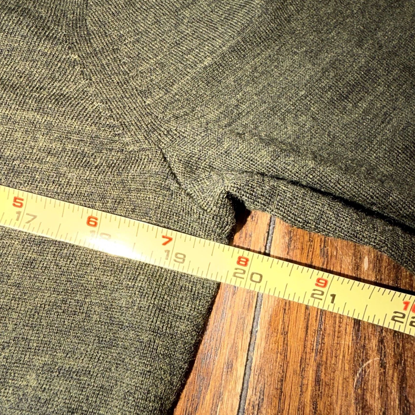 J.Crew J.CREW Sweater Large Green Crewneck Merino Wool Pullover AM146 Womens Pullover Classic Preppy Colorful Size L / US 10 / IT 46 - 7 Thumbnail
