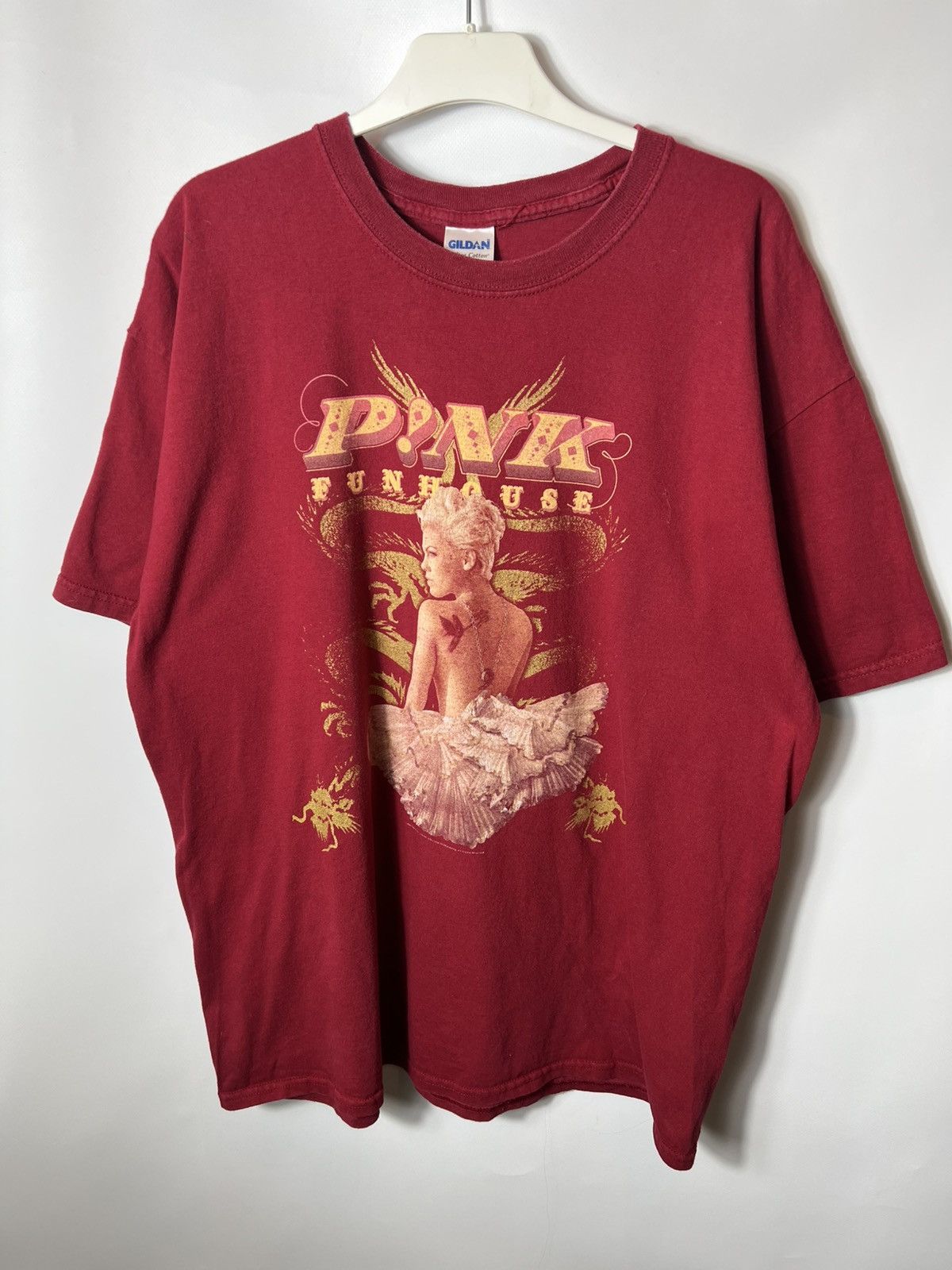 Band Tees Pink - Funhouse Tour T-Shirt 2009 Excellent Festival Summer Size US XL / EU 56 / 4 - 1 Thumbnail