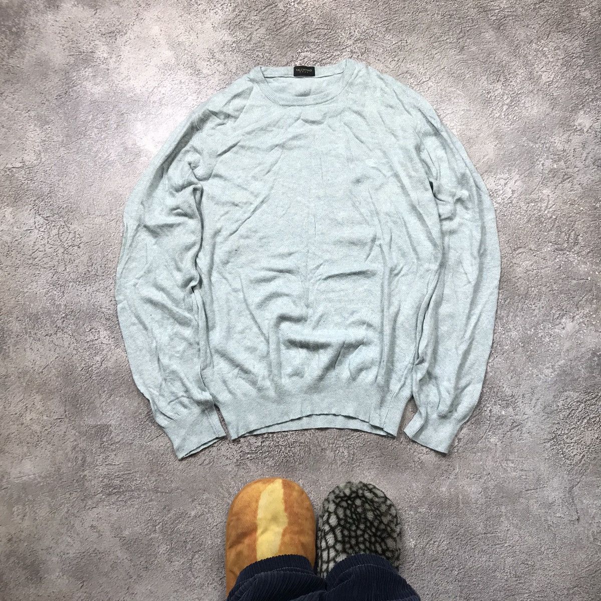 Vintage Vintage 90s Valentino Knit Sweater Oversized Grunge Logo L Size US L / EU 52-54 / 3 - 1 Thumbnail