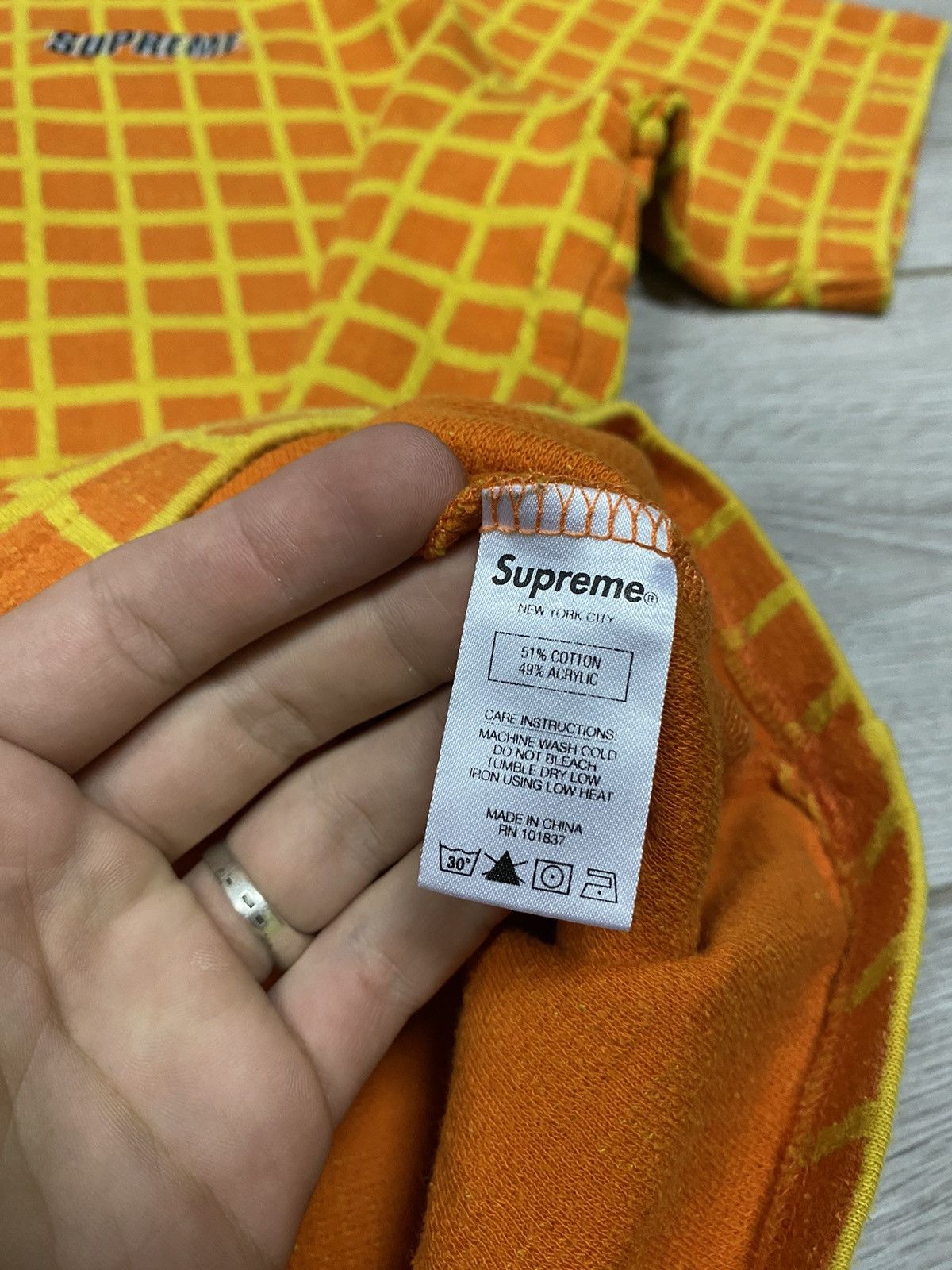 Supreme Supreme mesh check heavy weight tight t-shirt Size US L / EU 52-54 / 3 - 6 Thumbnail