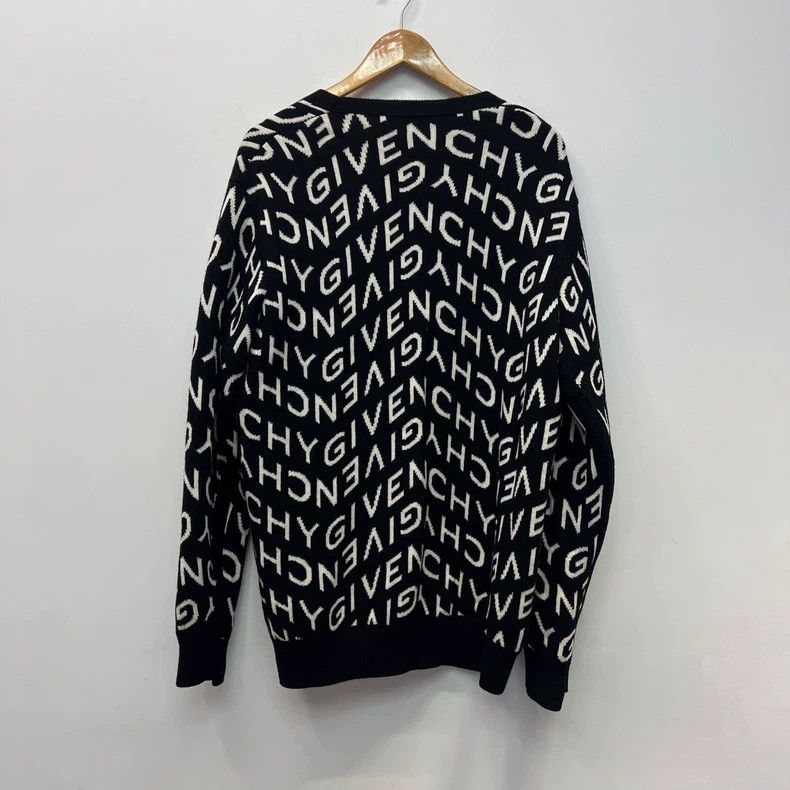 Givenchy Full print logo wool cardigan XL size new
