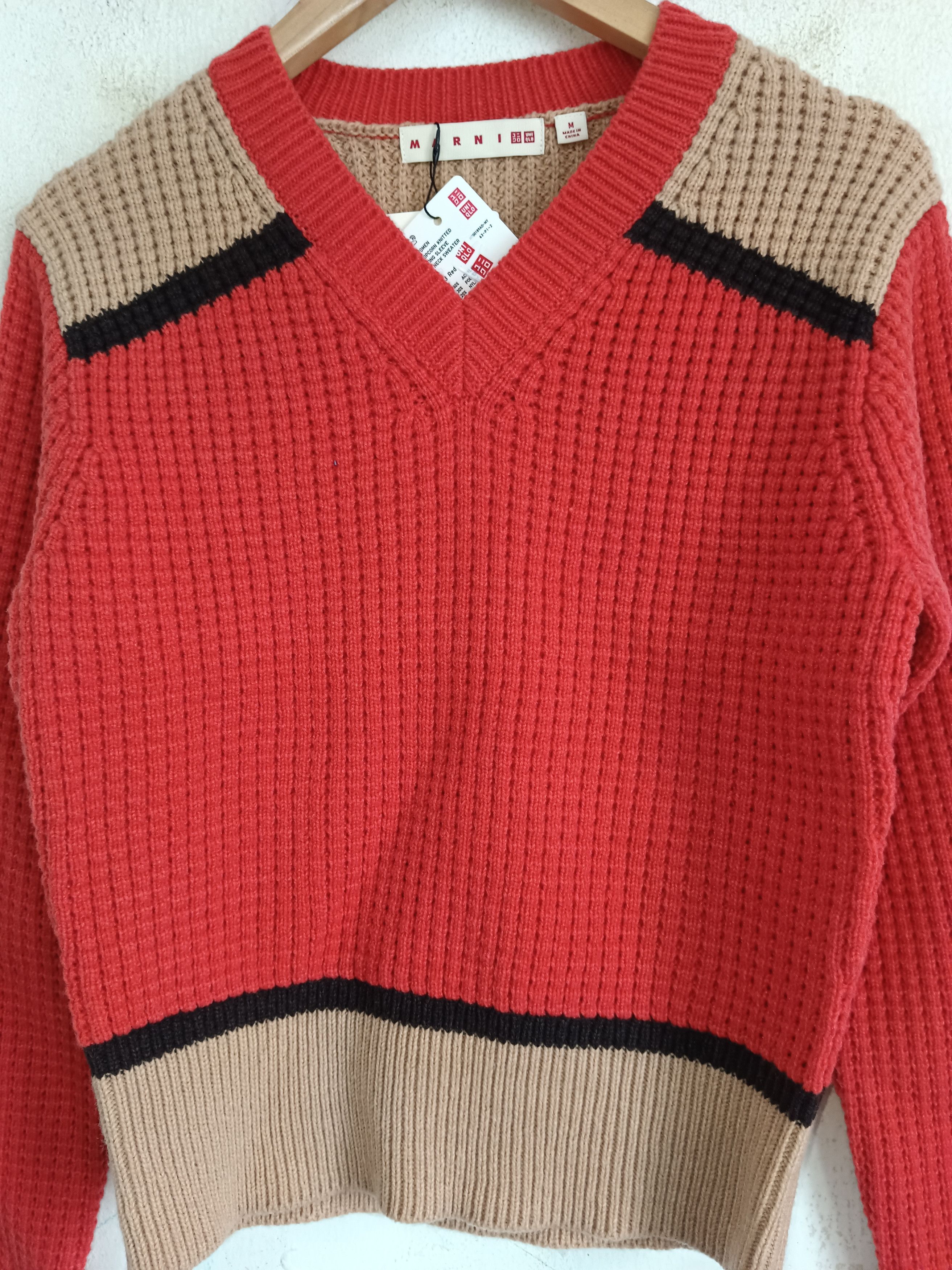 Marni Marni X Uniqlo Popcorn Knitted V Neck Sweater Size US M / EU 48-50 / 2 - 4 Thumbnail