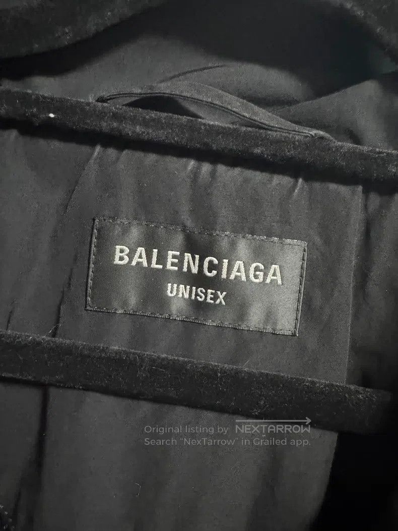 Balenciaga Balenciaga Black coach jacket, size S Size US S / EU 44-46 / 1 - 5 Thumbnail