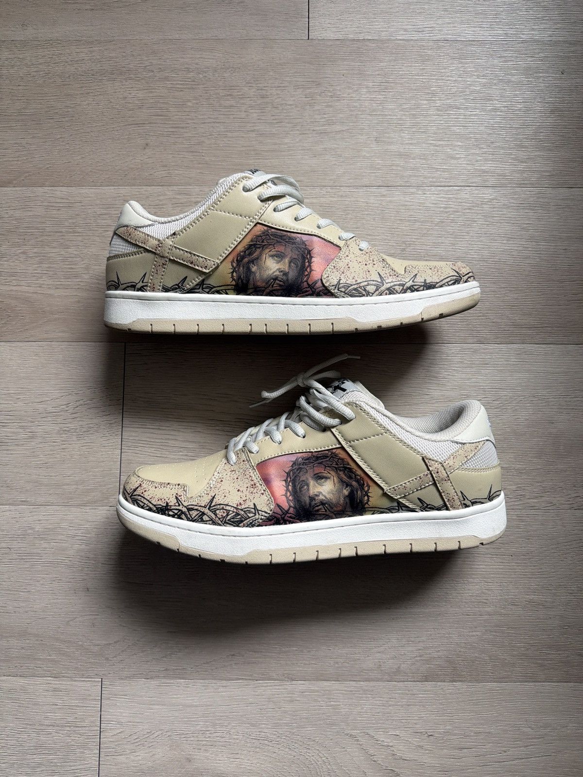 Other KitoWares Jesus Dunks Size US 11 / EU 44 - 1 Thumbnail