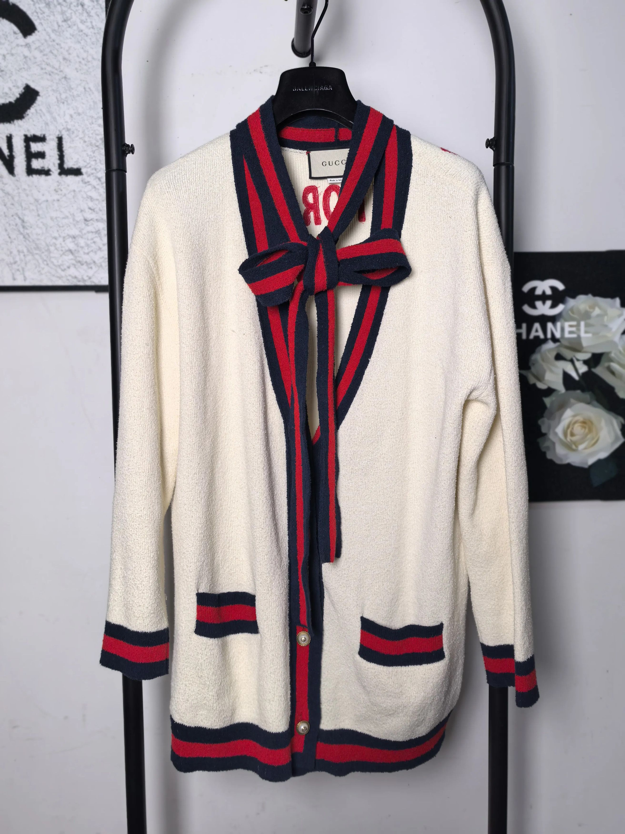 Gucci Gucci White Sweater M Women Size M / US 6-8 / IT 42-44 - 1 Thumbnail