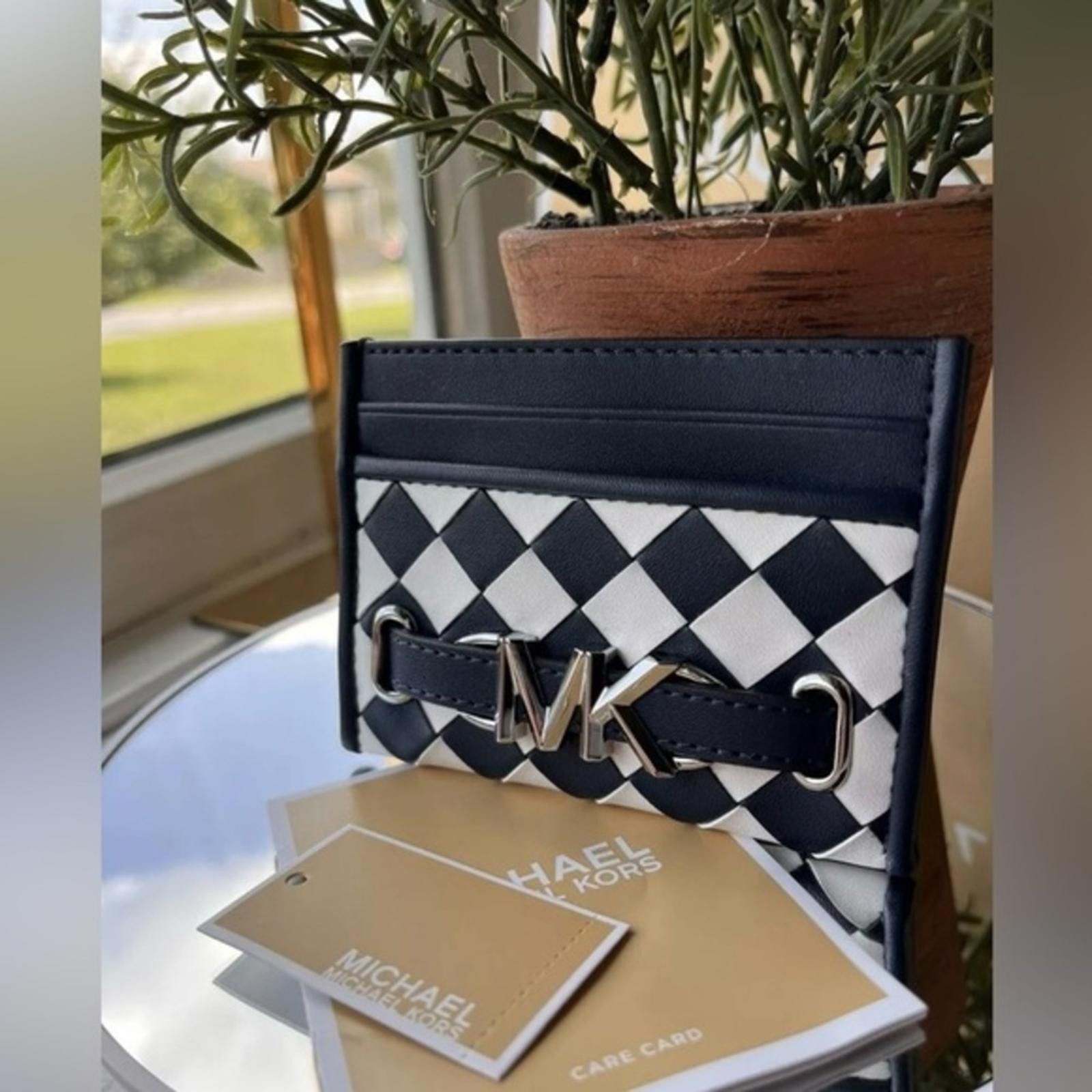 Michael Kors Michael Kors Reed Large MK Logo Credit Card Holder Wallet Size ONE SIZE - 1 Thumbnail