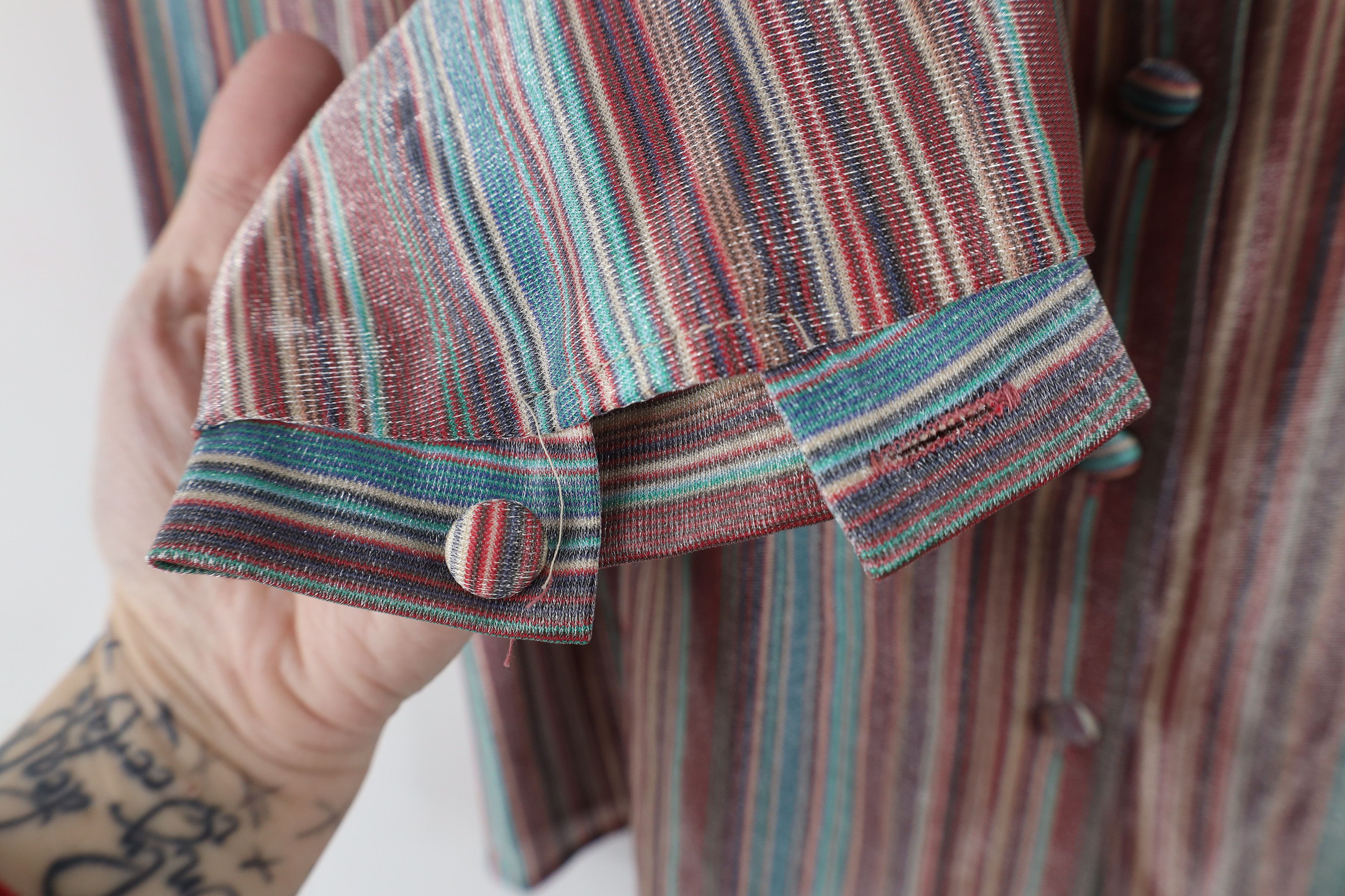 Vintage Vintage 70s Mid Century Modern Striped Cropped Button Shirt Size L / US 10 / IT 46 - 5 Thumbnail