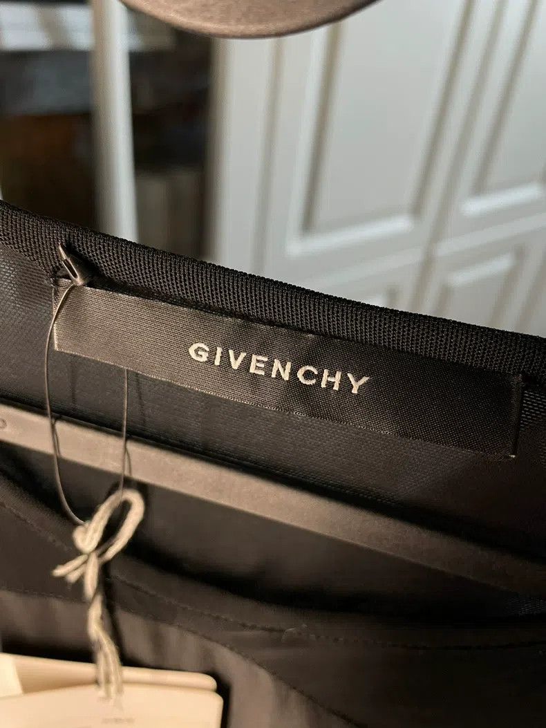 Givenchy Givenchy Silk Shirt Size XS / US 0-2 / IT 36-38 - 6 Thumbnail