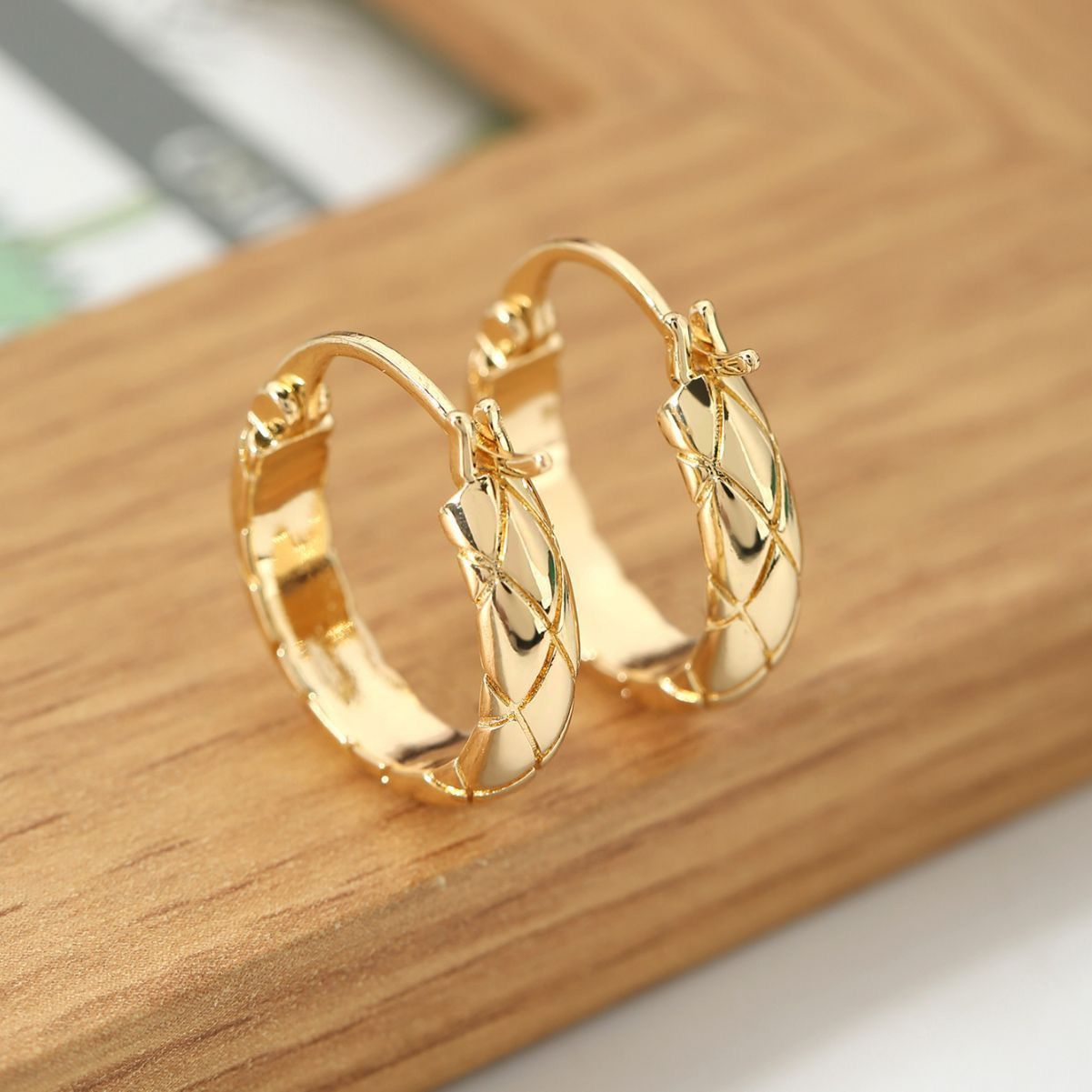 Other Polished Metal Texture Gold Hoop Earrings for Women Size ONE SIZE - 4 Thumbnail