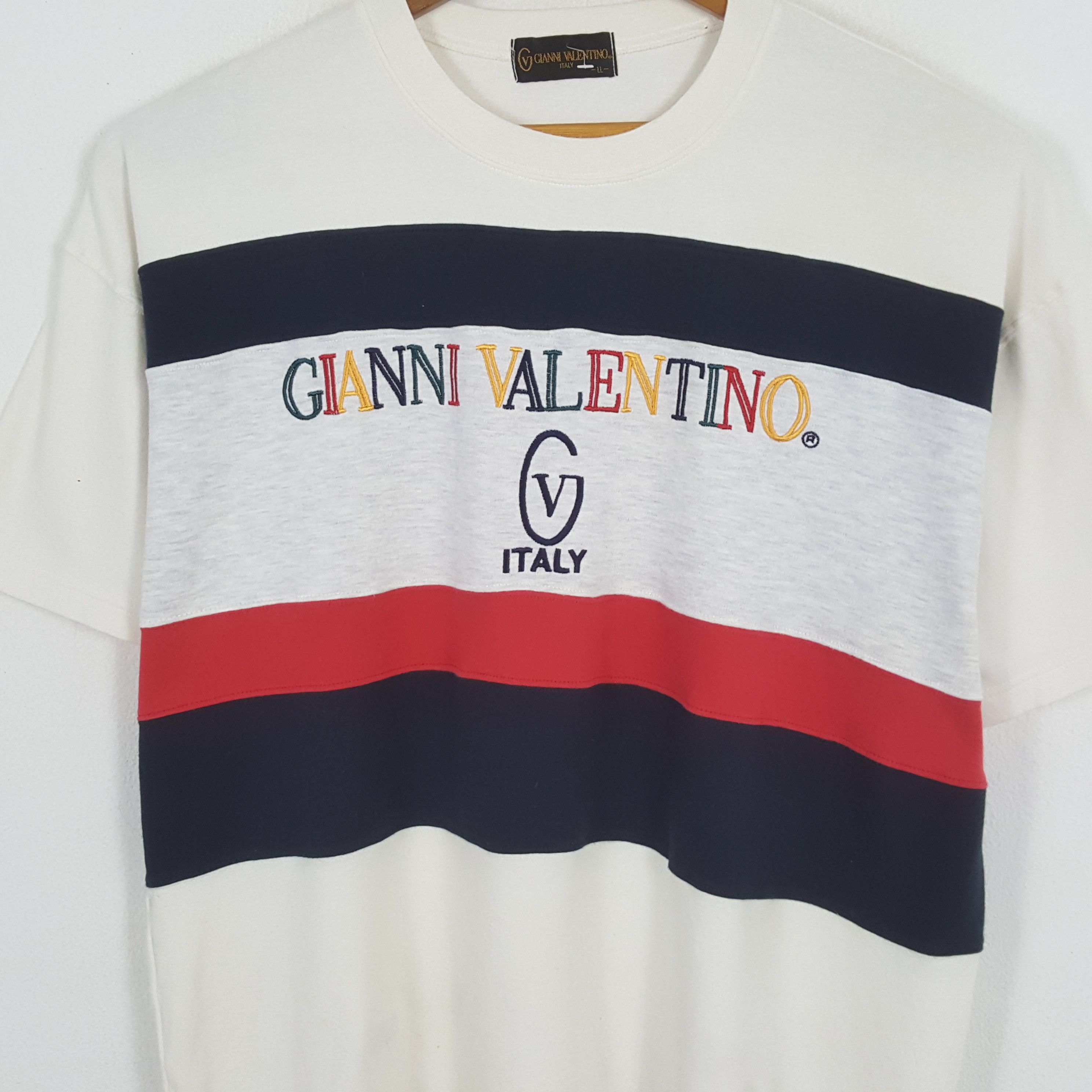 Gianni Valentino × Valentino × Vintage Vintage GIANNI VALENTINO Italian Brand Style T-Shirts Size US XL / EU 56 / 4 - 2 Thumbnail