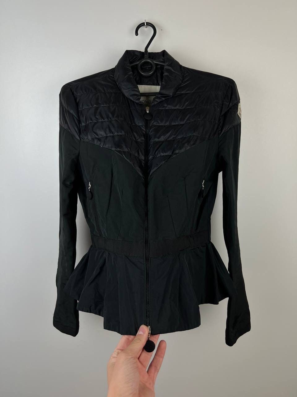 Moncler Moncler luxury jacket wmns size 1 XS Size XS / US 0-2 / IT 36-38 - 2 Thumbnail