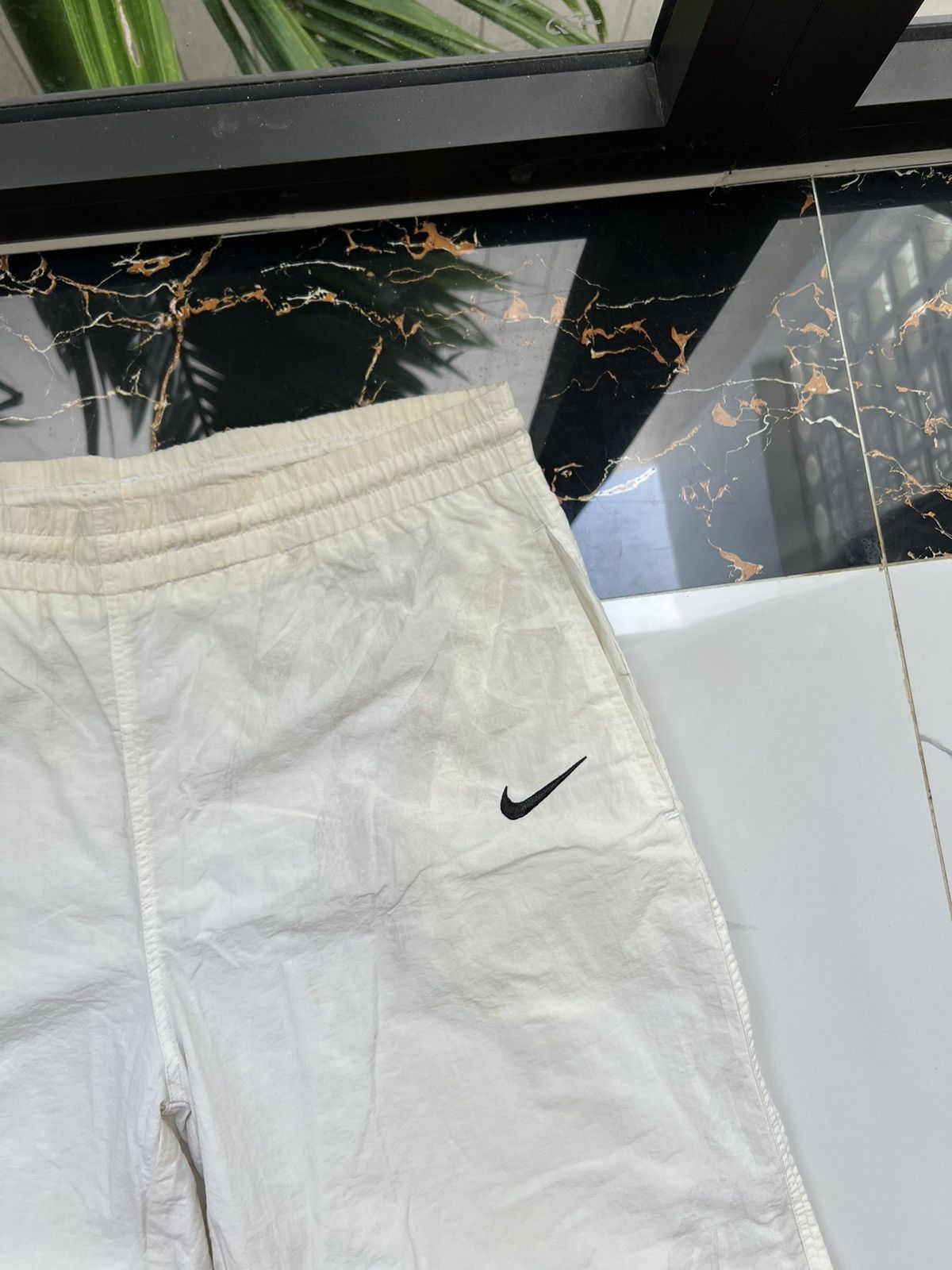 Nike × Vintage 90’s NIKE BAGGY TRACK Y2K SWOOSH LOGO PANTS PARACHUTE Size US 34 / EU 50 - 2 Thumbnail
