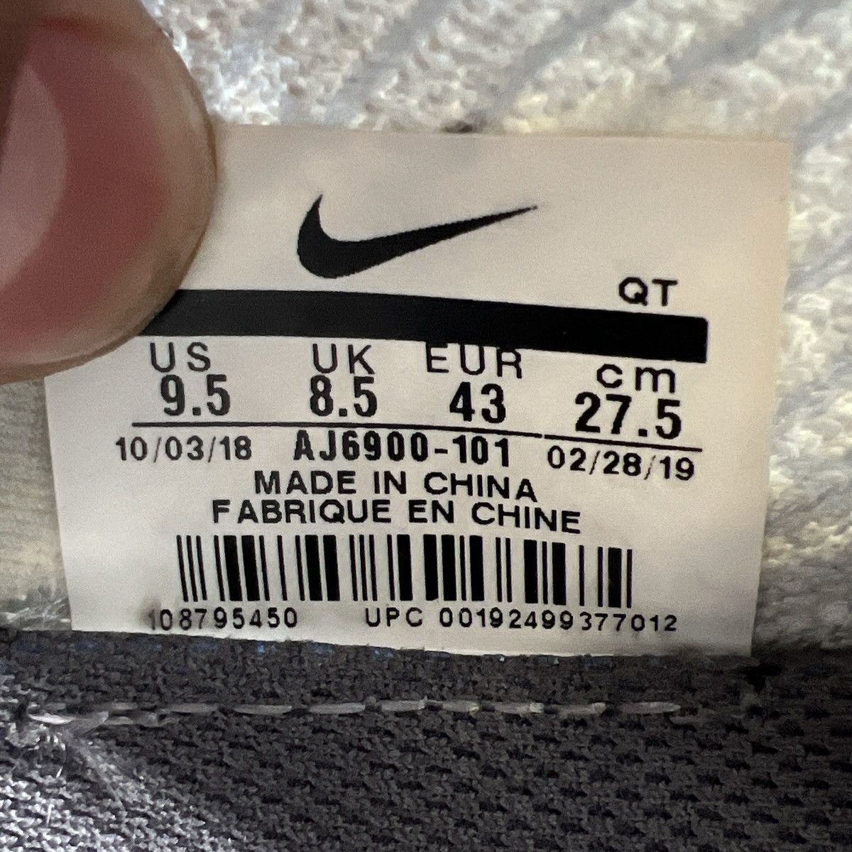 Nike Air VaporMax flyknit 3 reflective silver Size US 9.5 / EU 42-43 - 8 Thumbnail