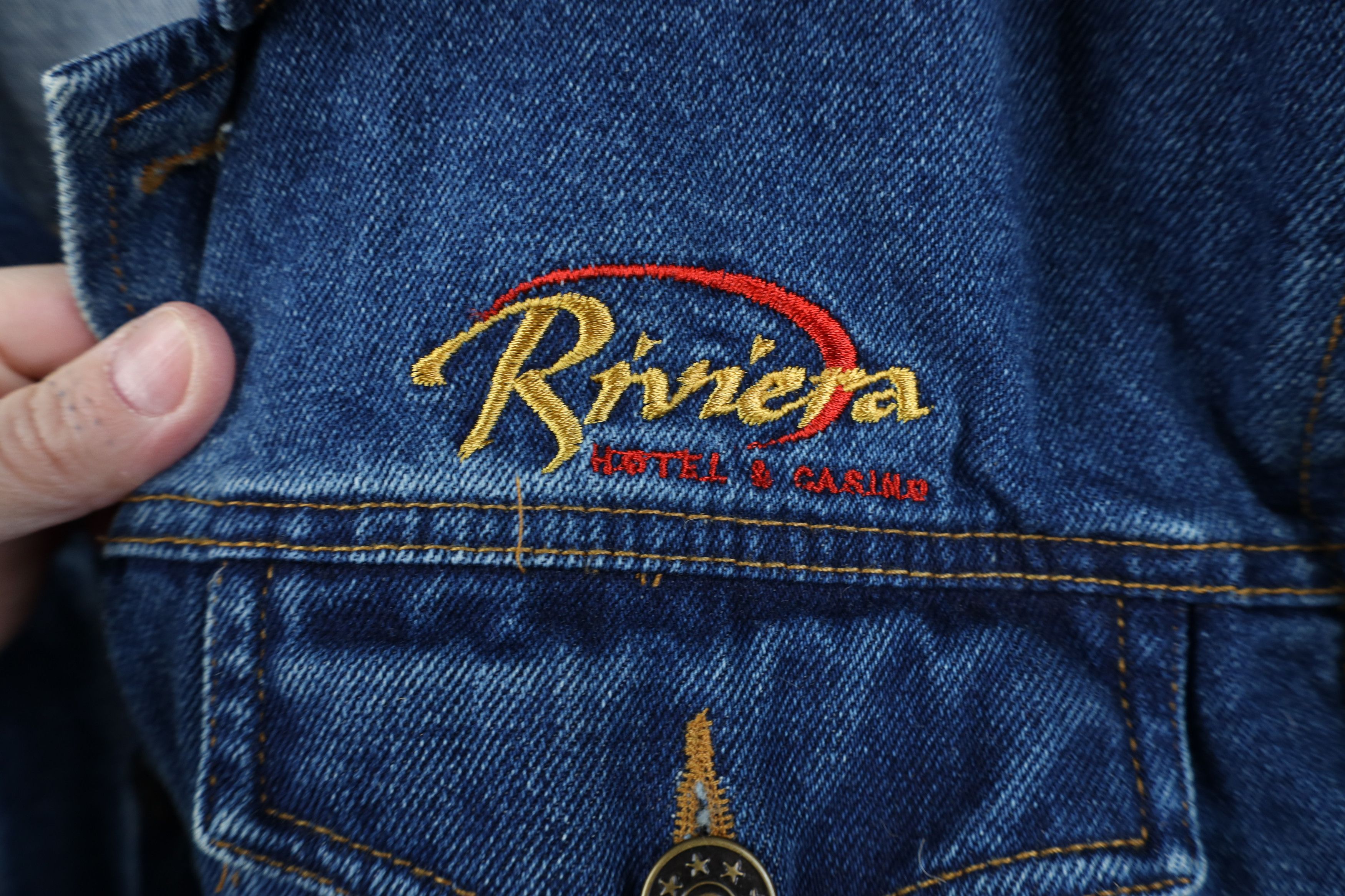 Vintage Vintage 90s Streetwear Casino Denim Jean Trucker Jacket Blue Size US S / EU 44-46 / 1 - 4 Thumbnail