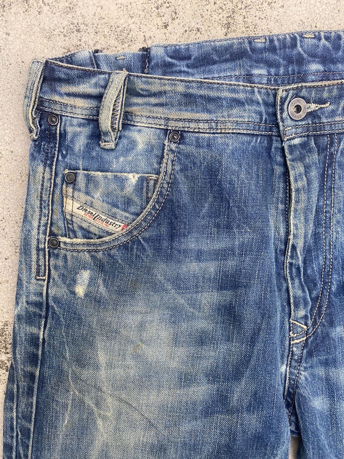 Designer × Diesel Diesel Distressed Claw Mark Faded Denim Jeans Size US 30 / EU 46 - 4 Thumbnail
