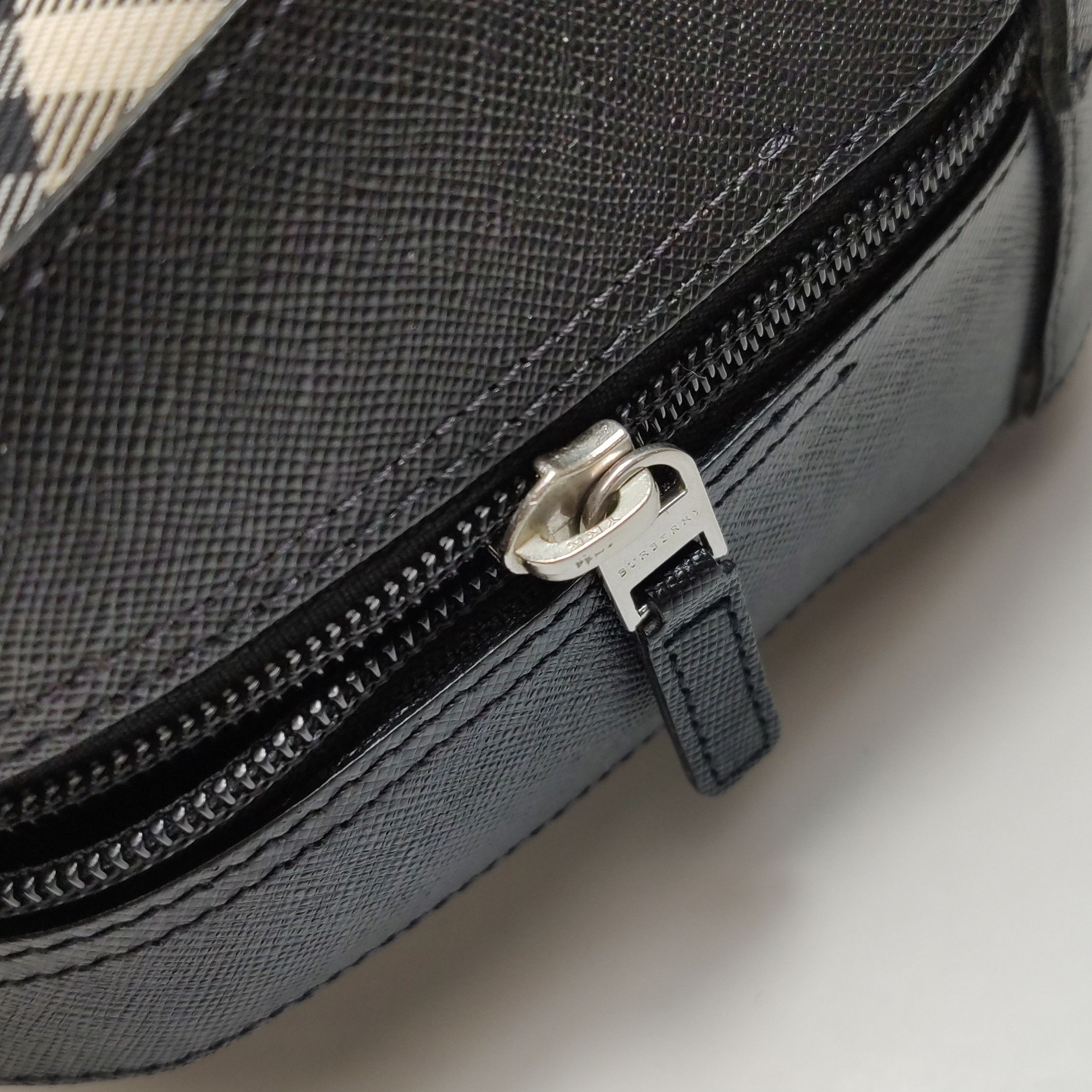 Burberry burberry leather plaid handle bag 0099 Size ONE SIZE - 9 Thumbnail