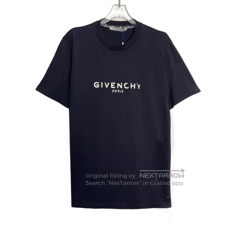 Givenchy Givenchy Dissolve Letter Print Round Neck Casual Short Sle Size US M / EU 48-50 / 2 - 1 Thumbnail
