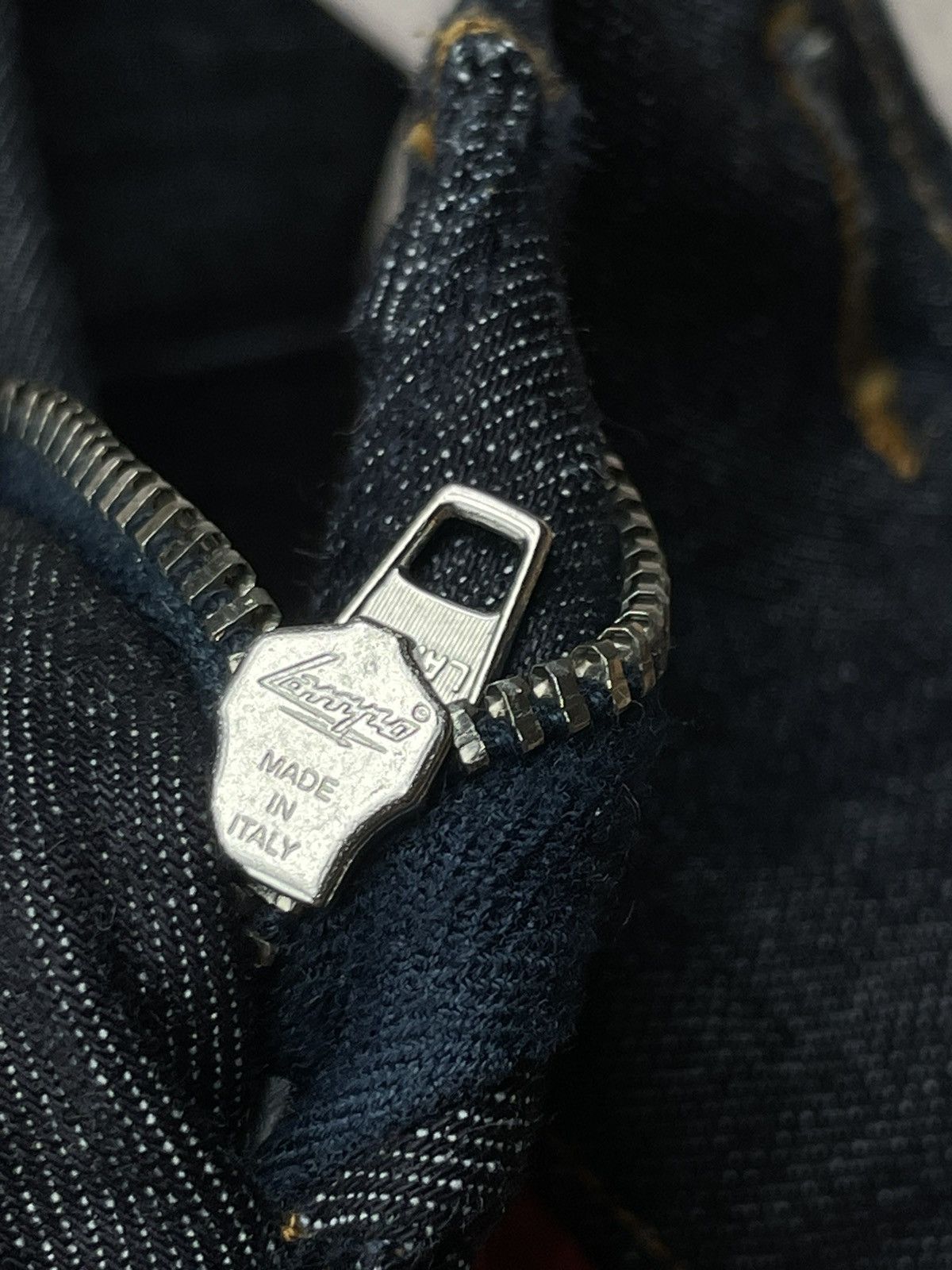 Iceberg × Vintage Vintage Iceberg Faded Luxury Jeans Size 26" / US 2 / IT 38 - 11 Thumbnail