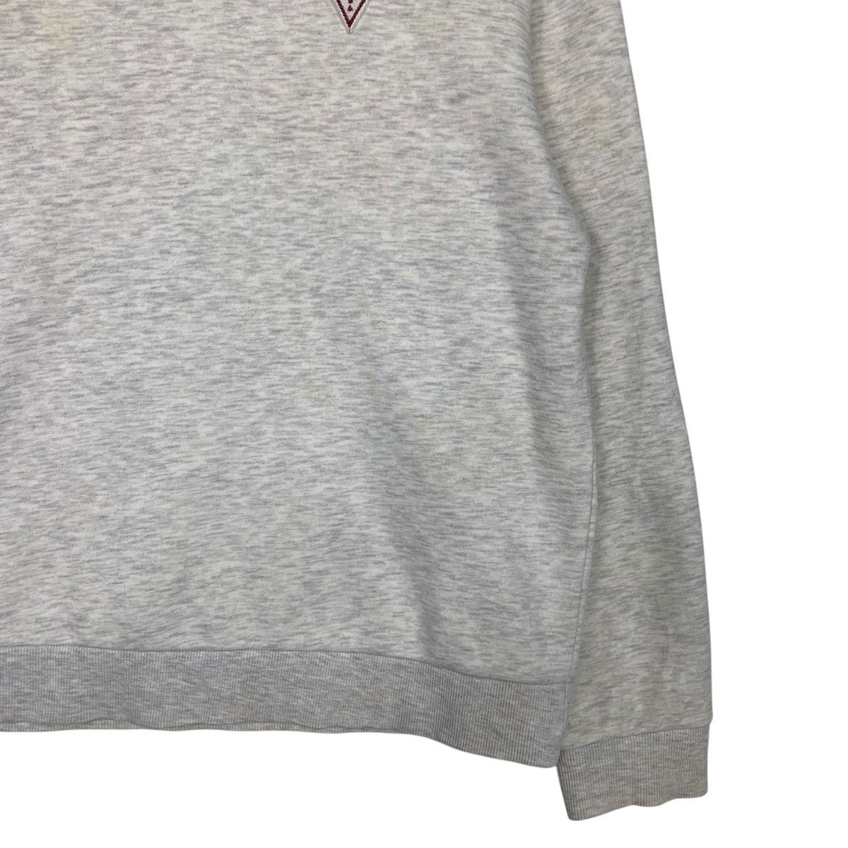 Guess GUESS Small Logo Crewneck Sweatshirt #2818-C127 Size US L / EU 52-54 / 3 - 7 Thumbnail