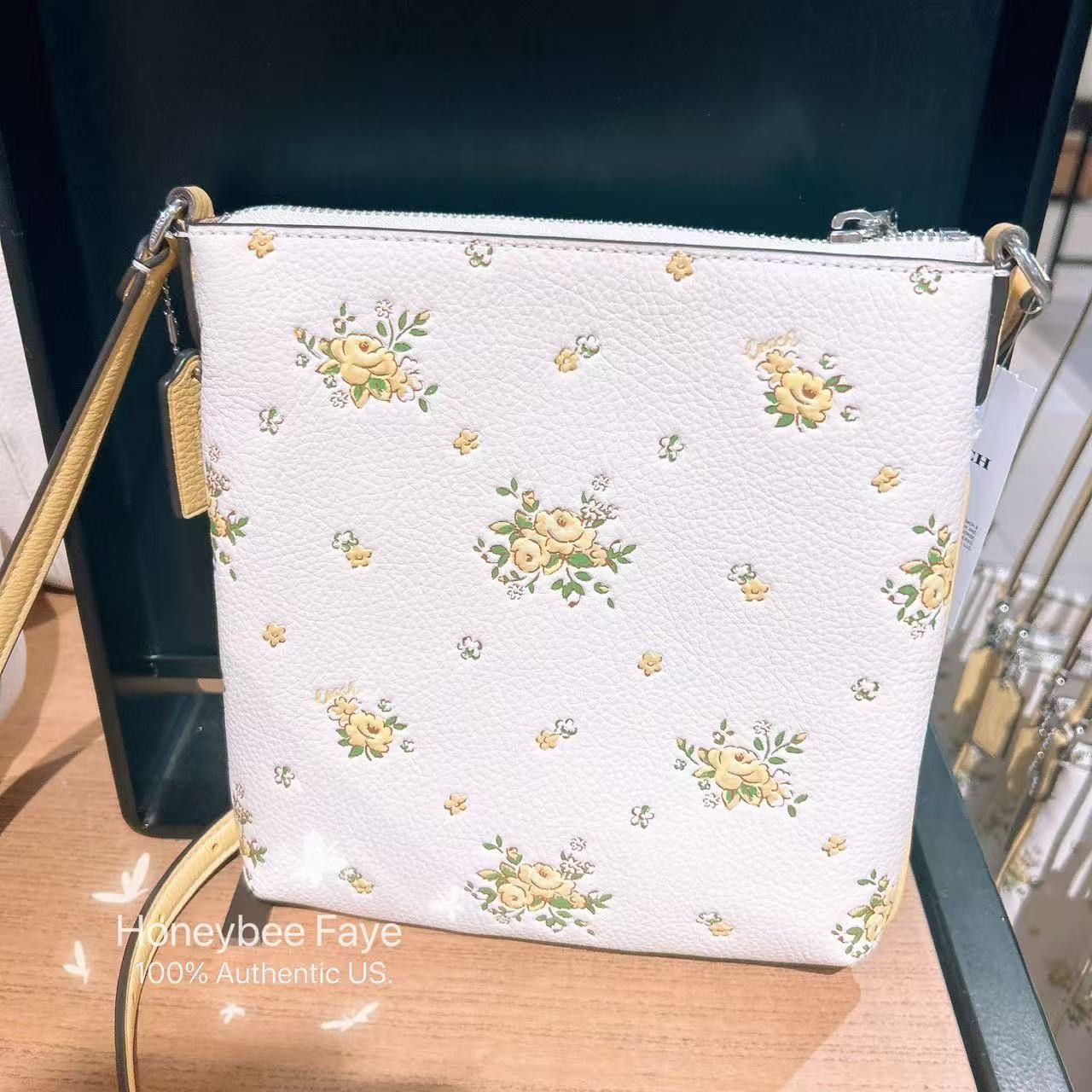 Coach NWT Coach Mini Rowan File Bag With Floral Print CAQ08 Size ONE SIZE - 4 Thumbnail