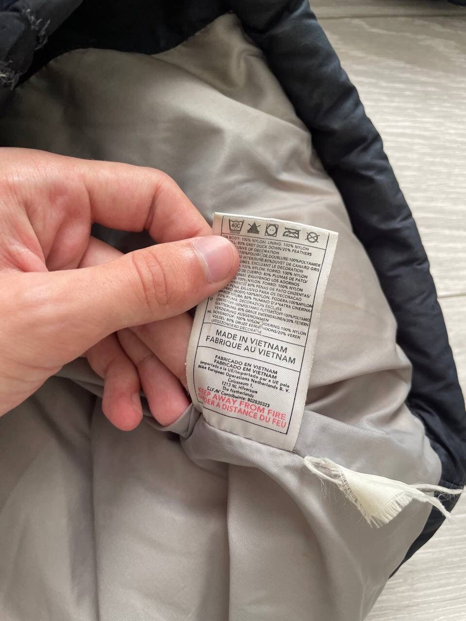 Nike × Vintage Vintage Nike Center Logo Swoosh Puffer Down Jacket Size US M / EU 48-50 / 2 - 11 Thumbnail