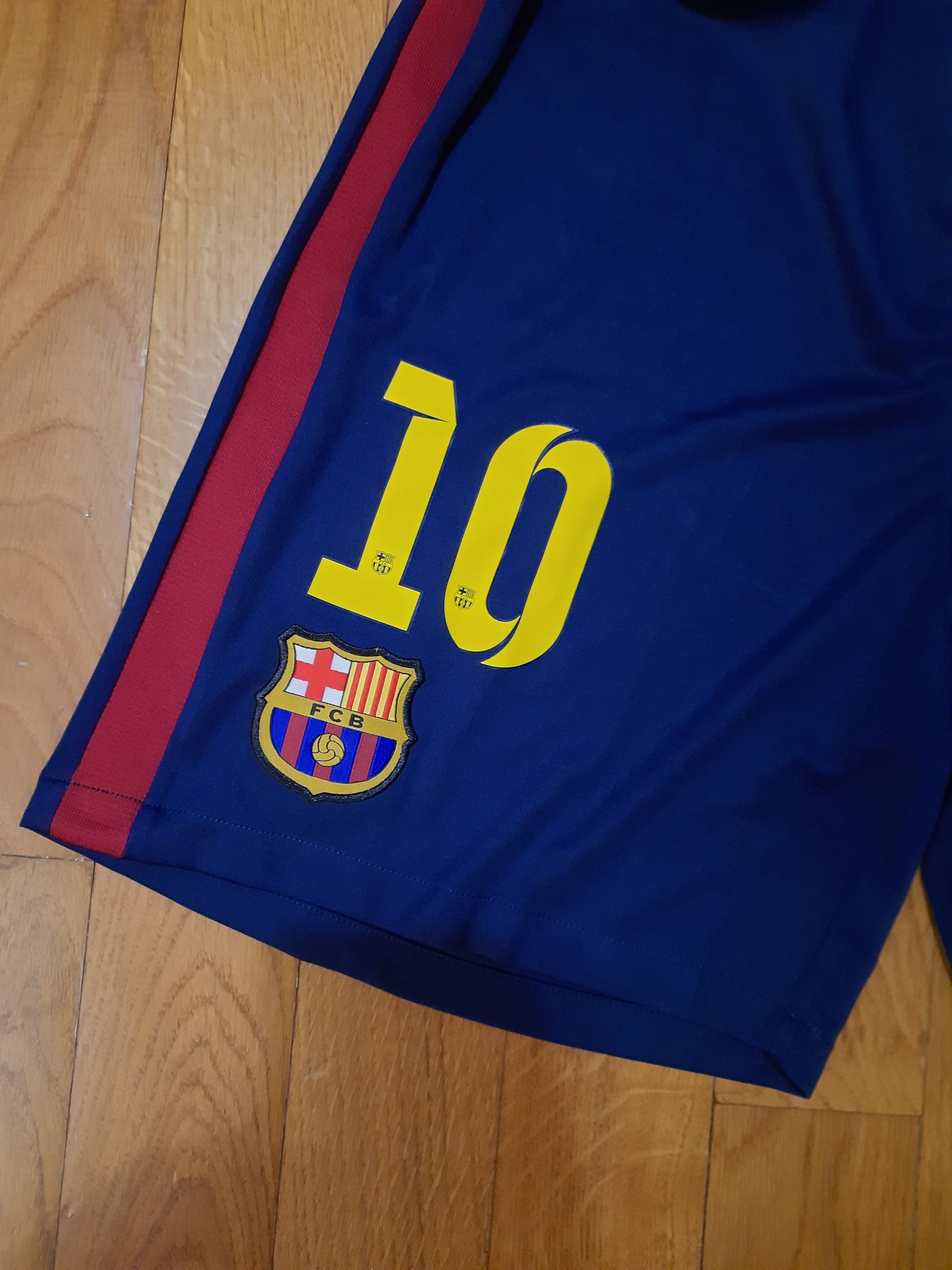 Other Barcelona Football Soccer Leo Messi Nike Jersey Size US 36 / EU 52 - 2 Thumbnail