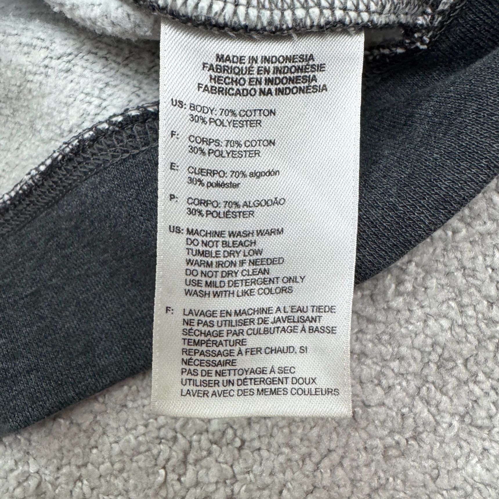 Adidas Adidas Pullover Hoodie Sweatshirt Mens Small Gray 3-Striped Spell Out Activewear Hoodie, Sweatshirt, Adidas, Gray, Small, Mens Size US S / EU 44-46 / 1 - 6 Thumbnail