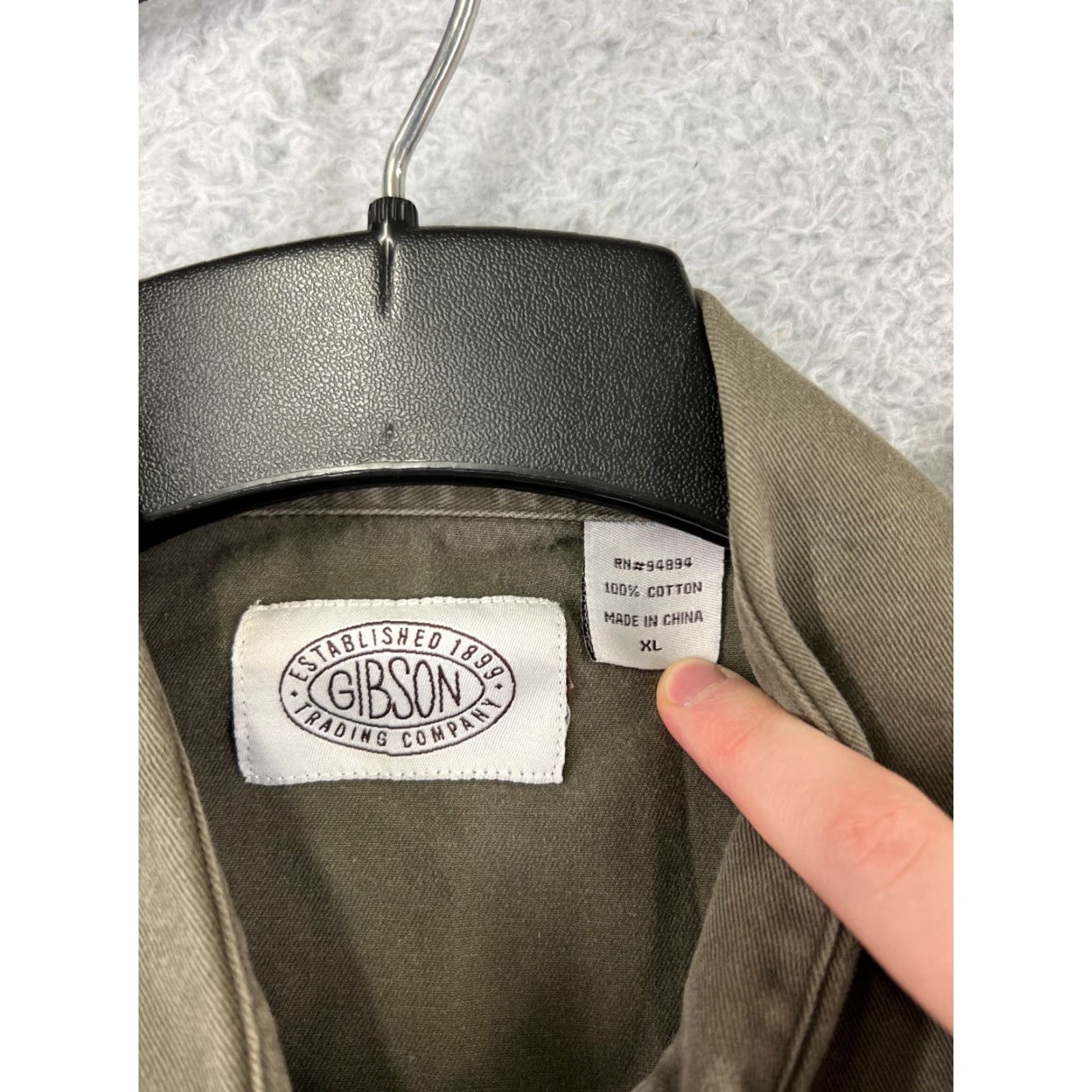 Vintage Gibson Shirt Mens Button-Up Twill Green 100% Cotton Casual, Workwear, Travel Short Sleeve Pockets Button-Down XL Size US XL / EU 56 / 4 - 3 Thumbnail