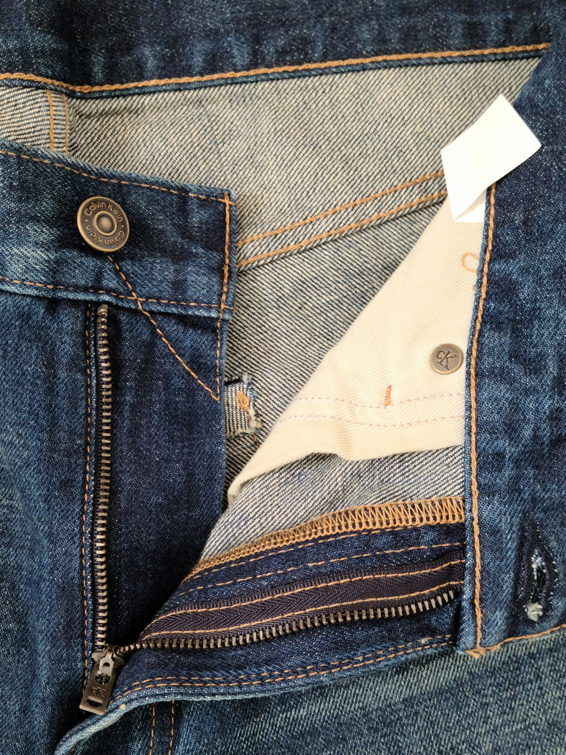 Calvin Klein CK Stone Wash Distressed Denim Size US 32 / EU 48 - 3 Thumbnail