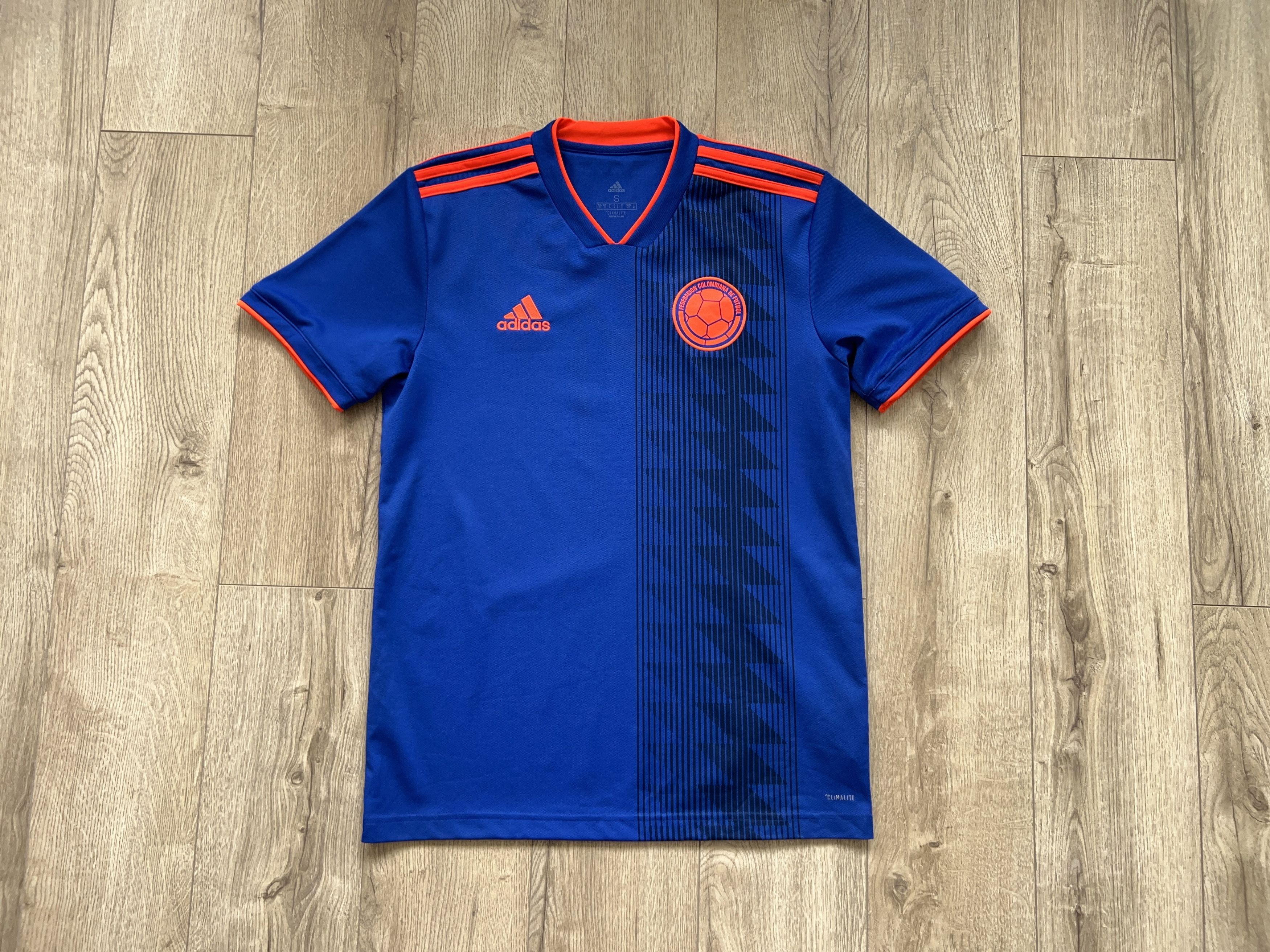 Adidas Mens Colombia 2018 2019 Away Football Soccer Shirt Jersey Size US S / EU 44-46 / 1 - 1 Thumbnail