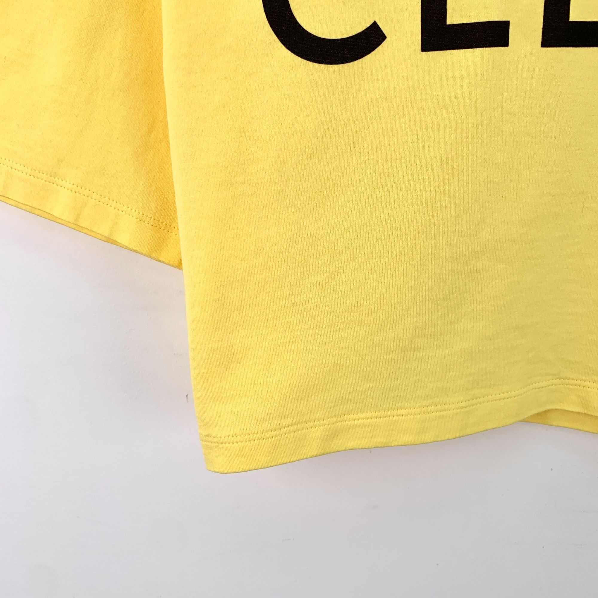 Celine Celine Yellow Cotton Letter Print Round-Neck Short-Sleeve T- Size XS / US 0-2 / IT 36-38 - 5 Thumbnail